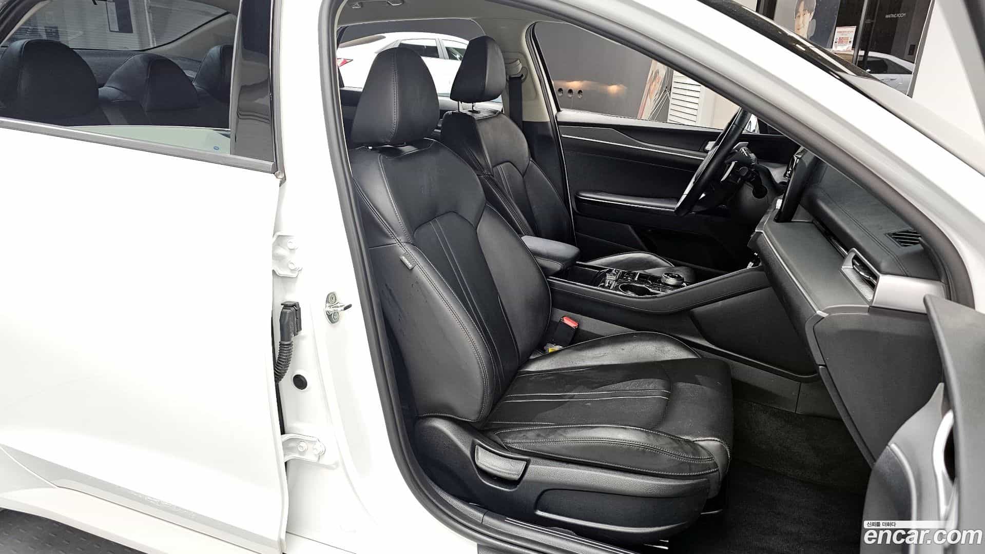 K5 Kia 2023.0-OPTION-016