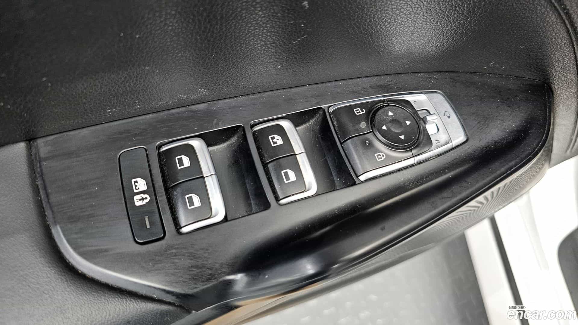 K5 Kia 2023.0-OPTION-018