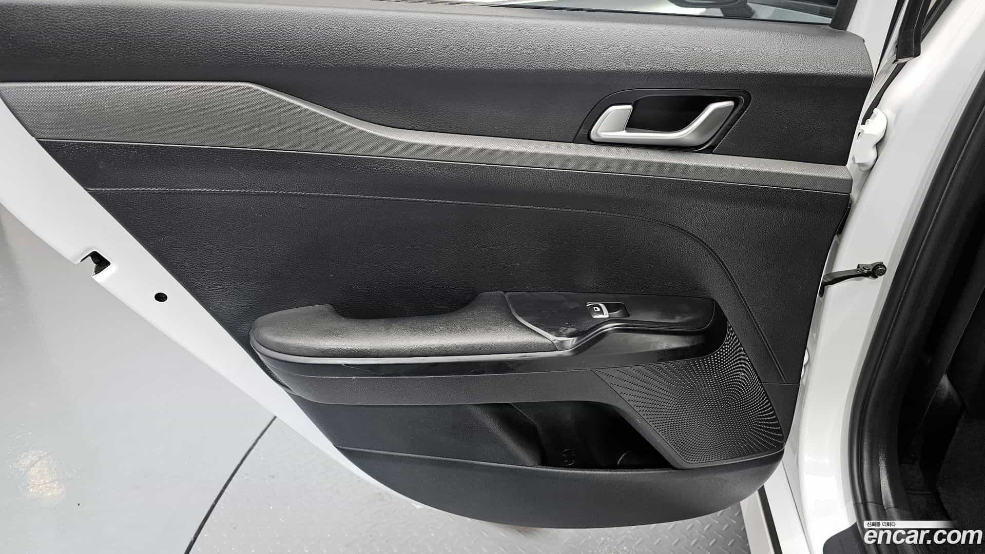 K5 Kia 2023.0-INNER-035