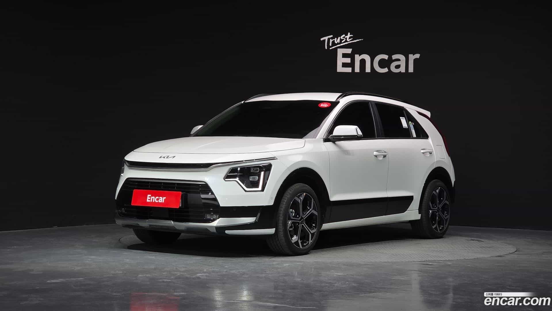 Niro Kia 2025.2-OUTER-001