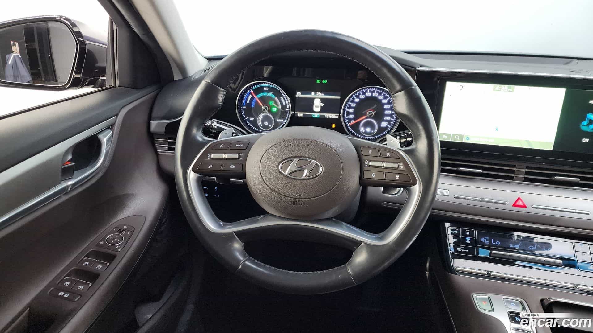 Grandeur Hyundai 2021.1-OPTION-018