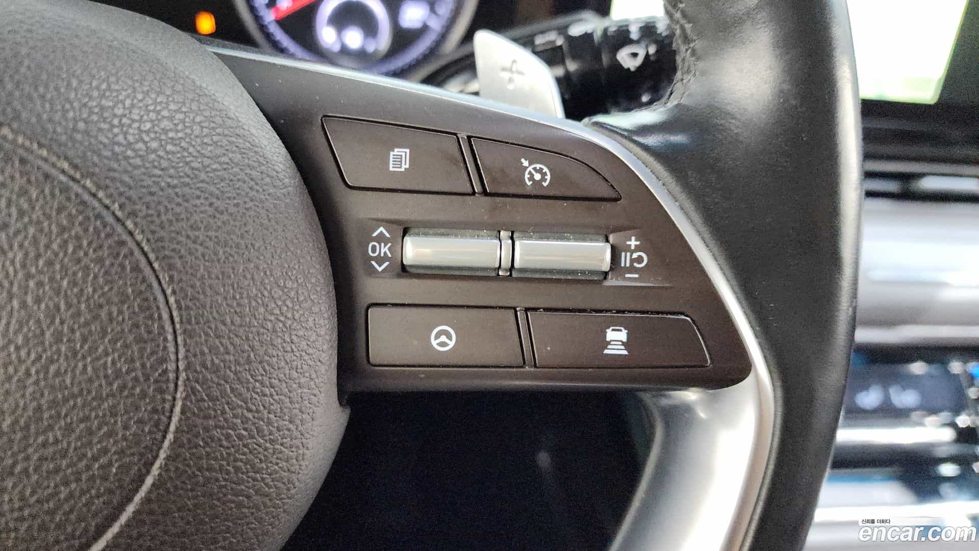 Grandeur Hyundai 2021.1-OPTION-020