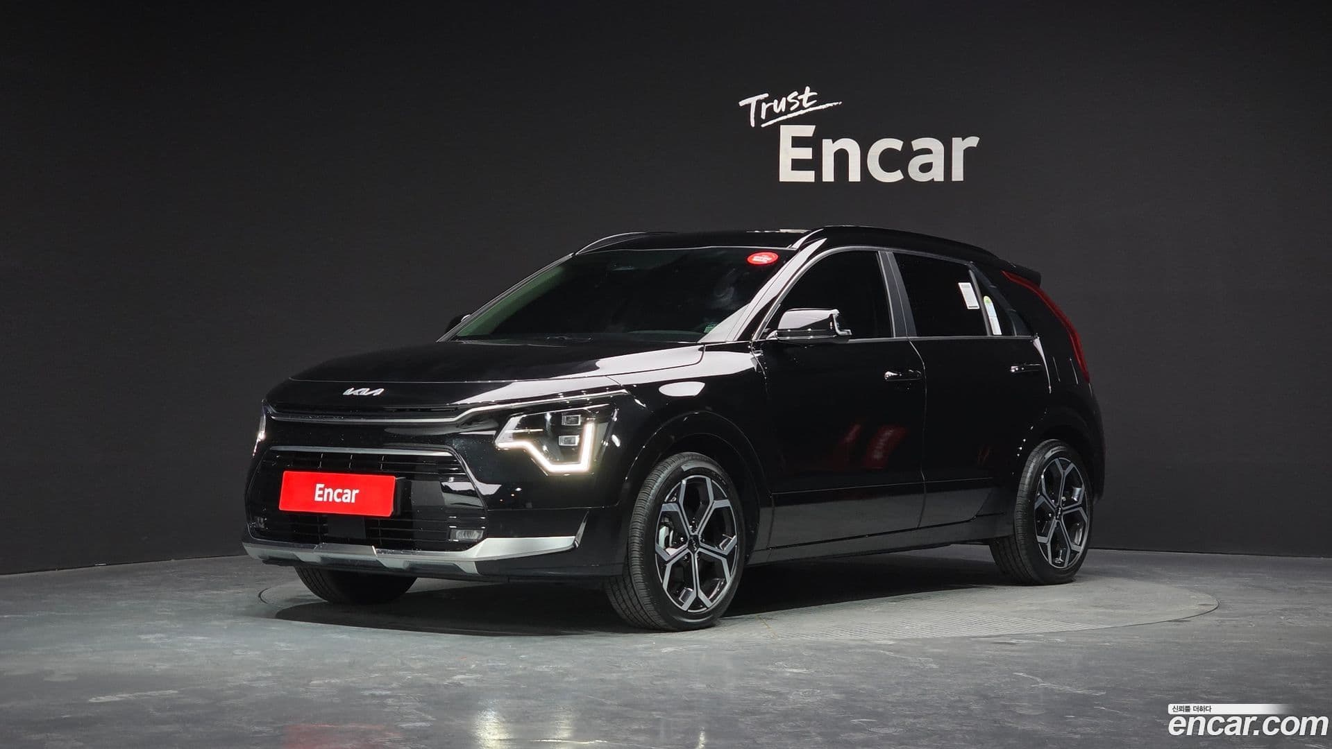 Main__Slider__Photo:Niro Kia 2025.3-0
