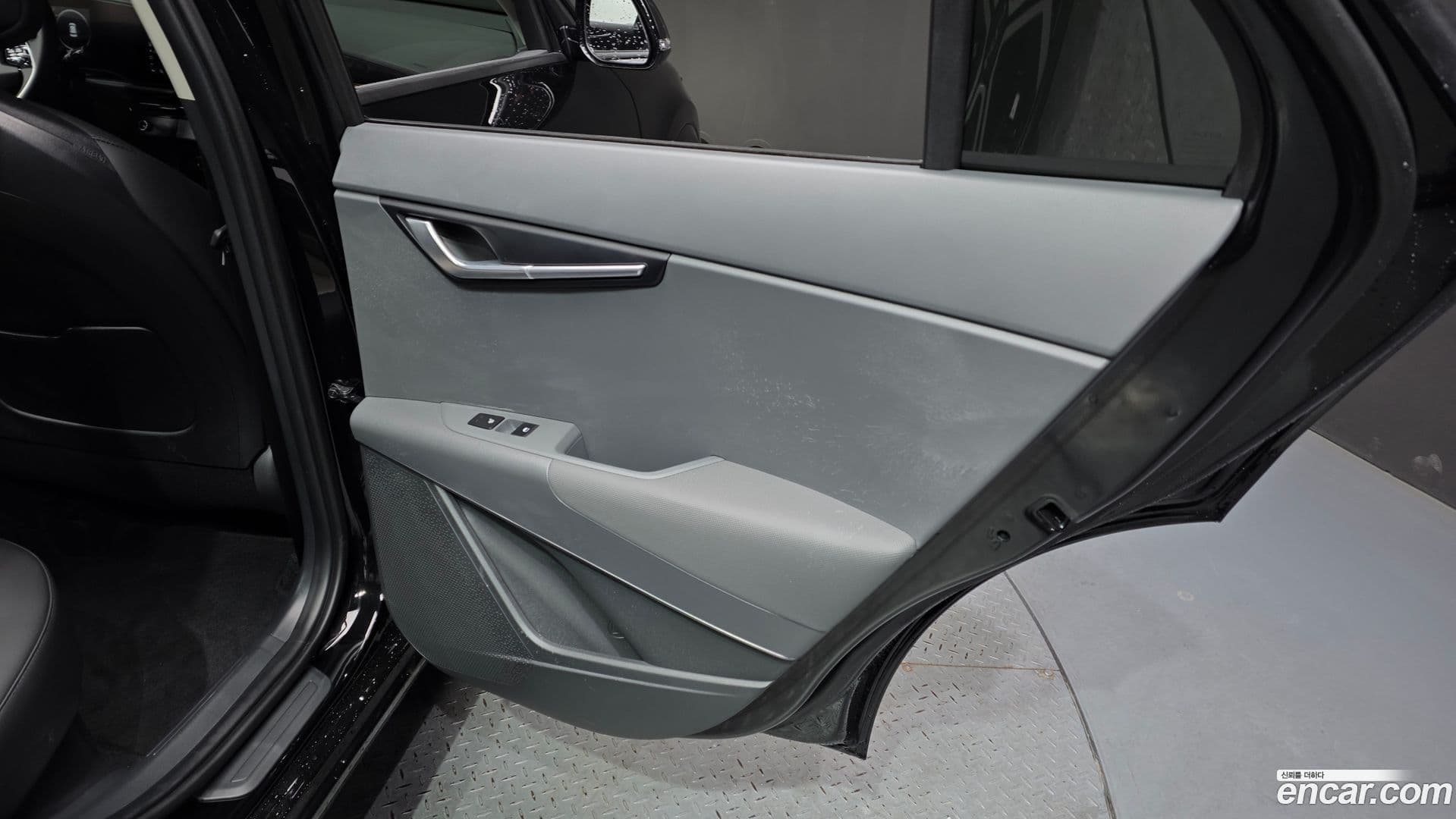 Main__Slider__Photo:Niro Kia 2025.3-24