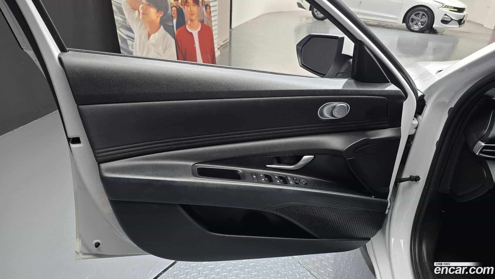 AVANTE Hyundai 2020.8-INNER-034