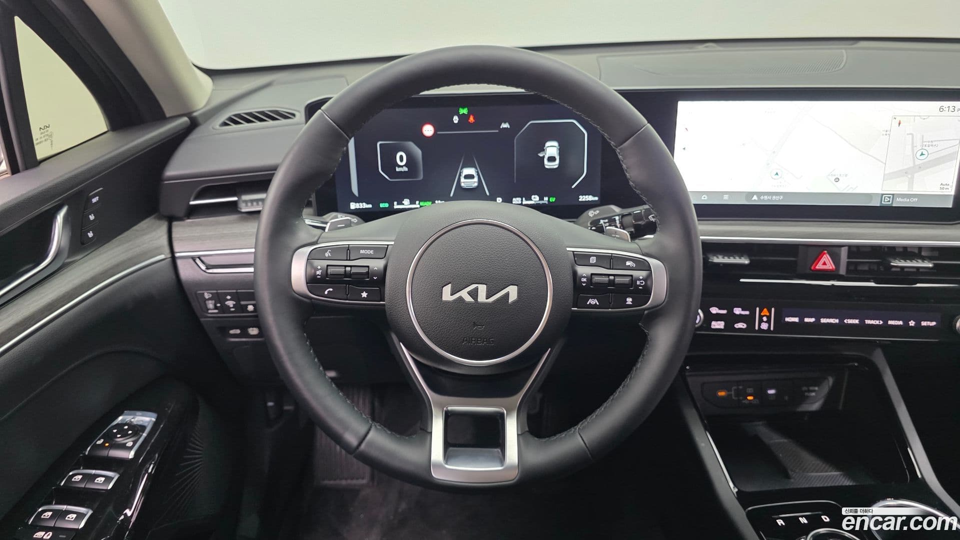 Main__Slider__Photo:K5 Kia 2025.2-12