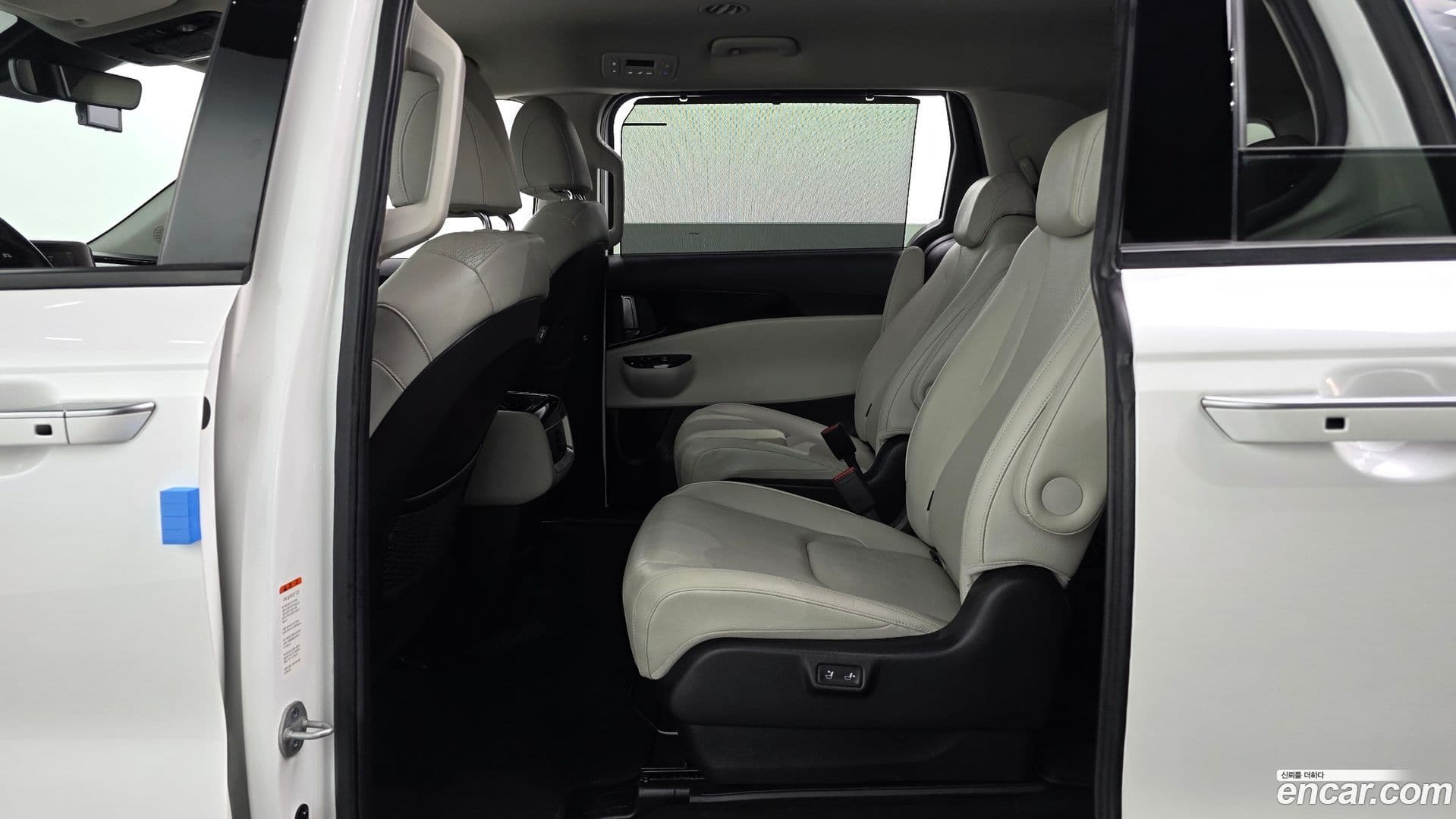 Main__Slider__Photo:Canival Kia 2020.10-10