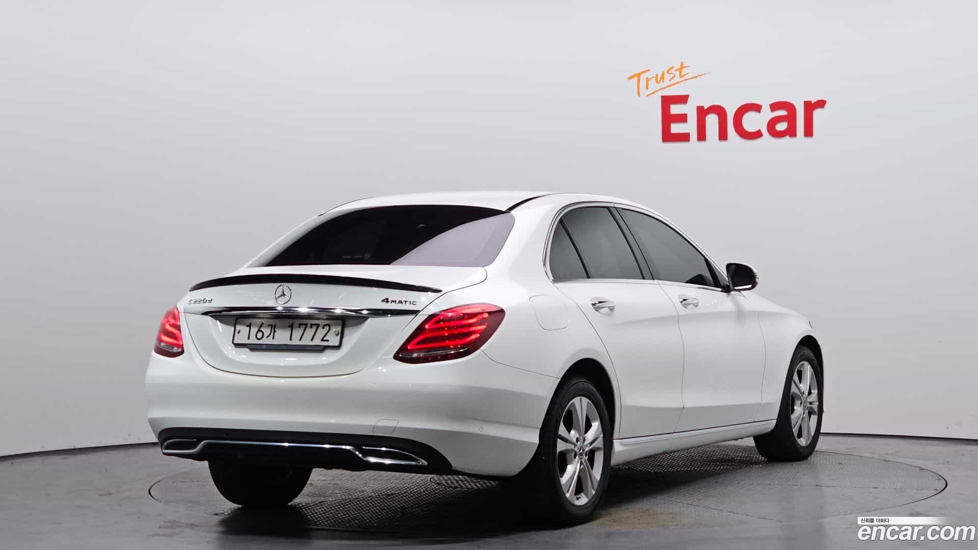 C-Class Mercedes-Benz 2018.3-OUTER-002