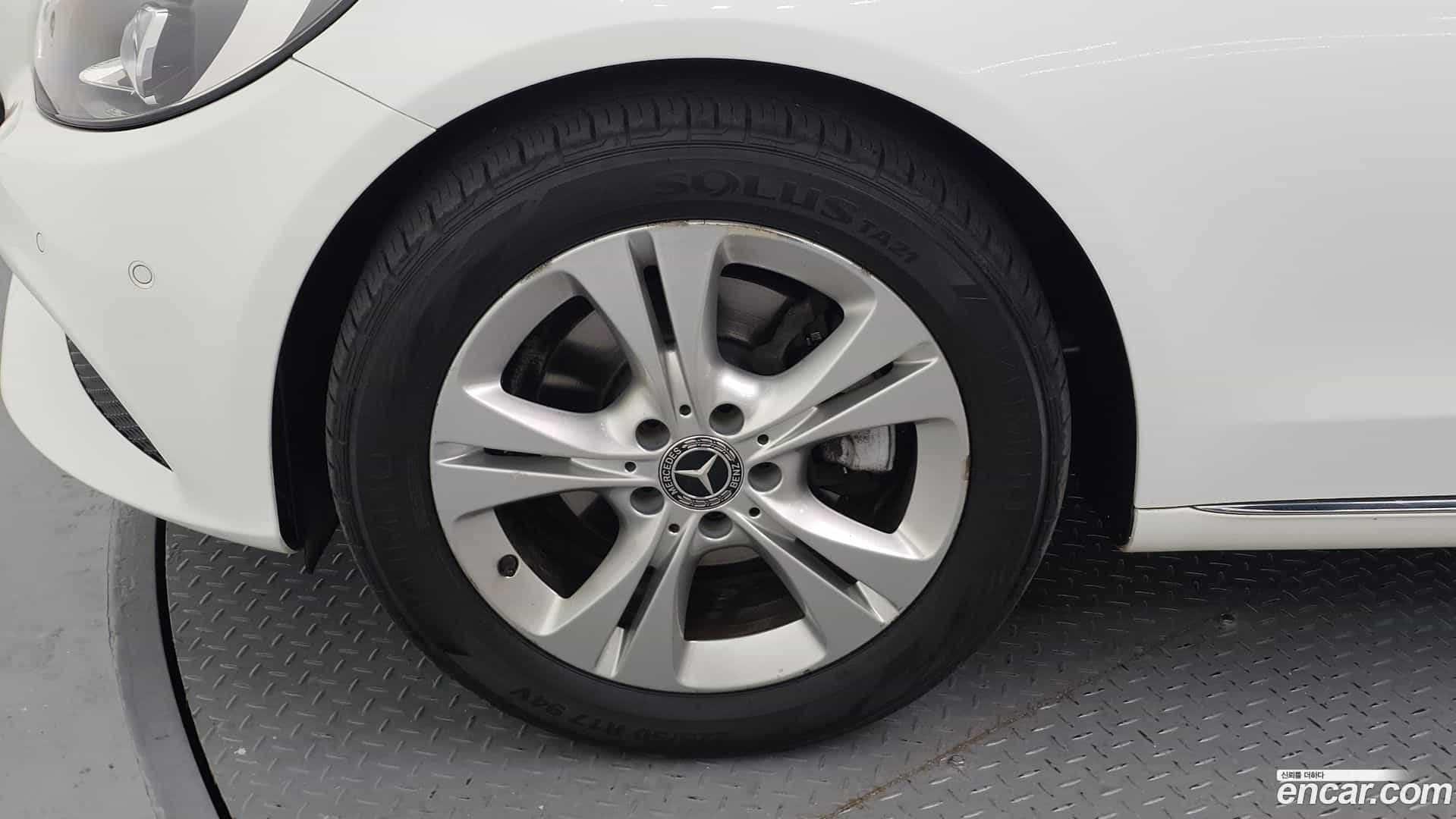 C-Class Mercedes-Benz 2018.3-OUTER-005