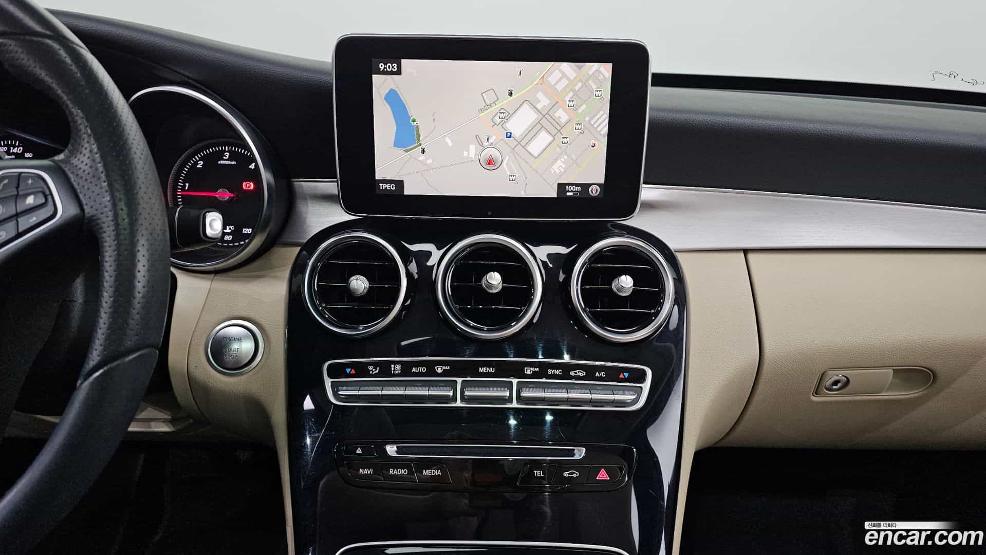 C-Class Mercedes-Benz 2018.3-OPTION-016