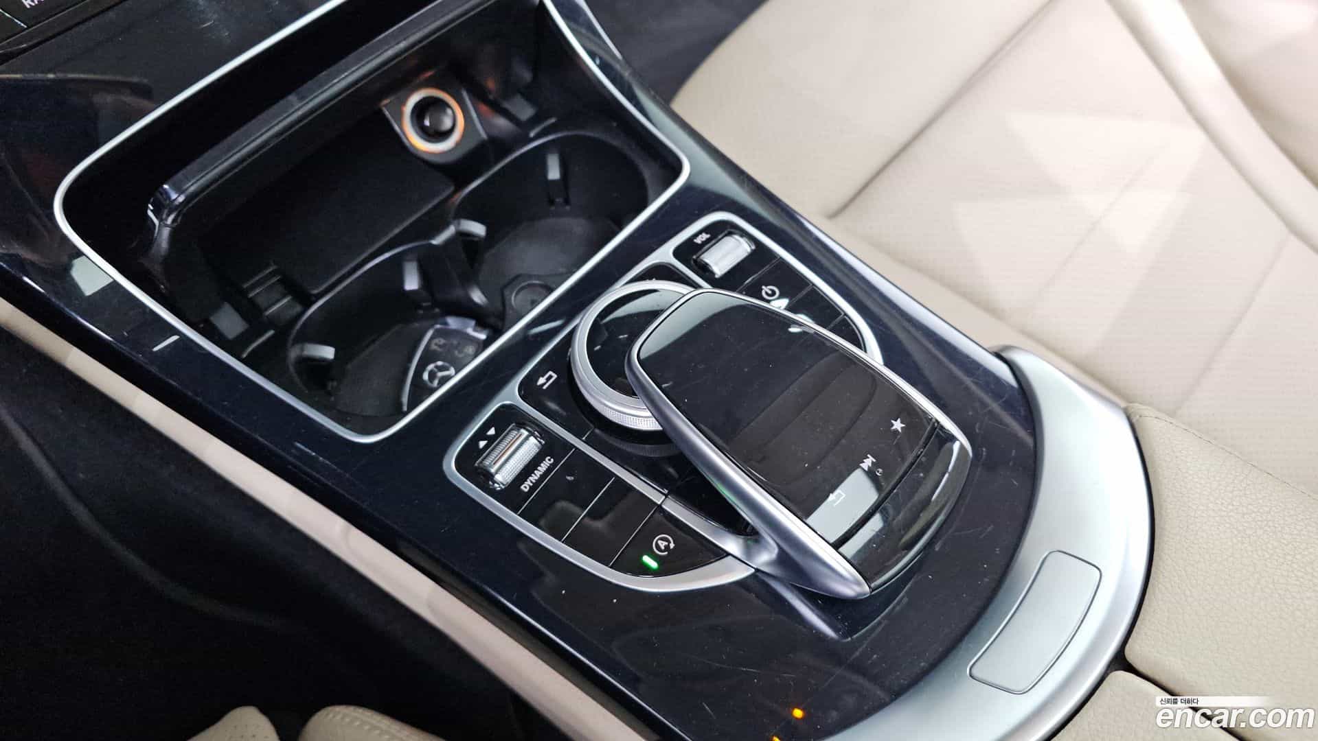 C-Class Mercedes-Benz 2018.3-OPTION-022