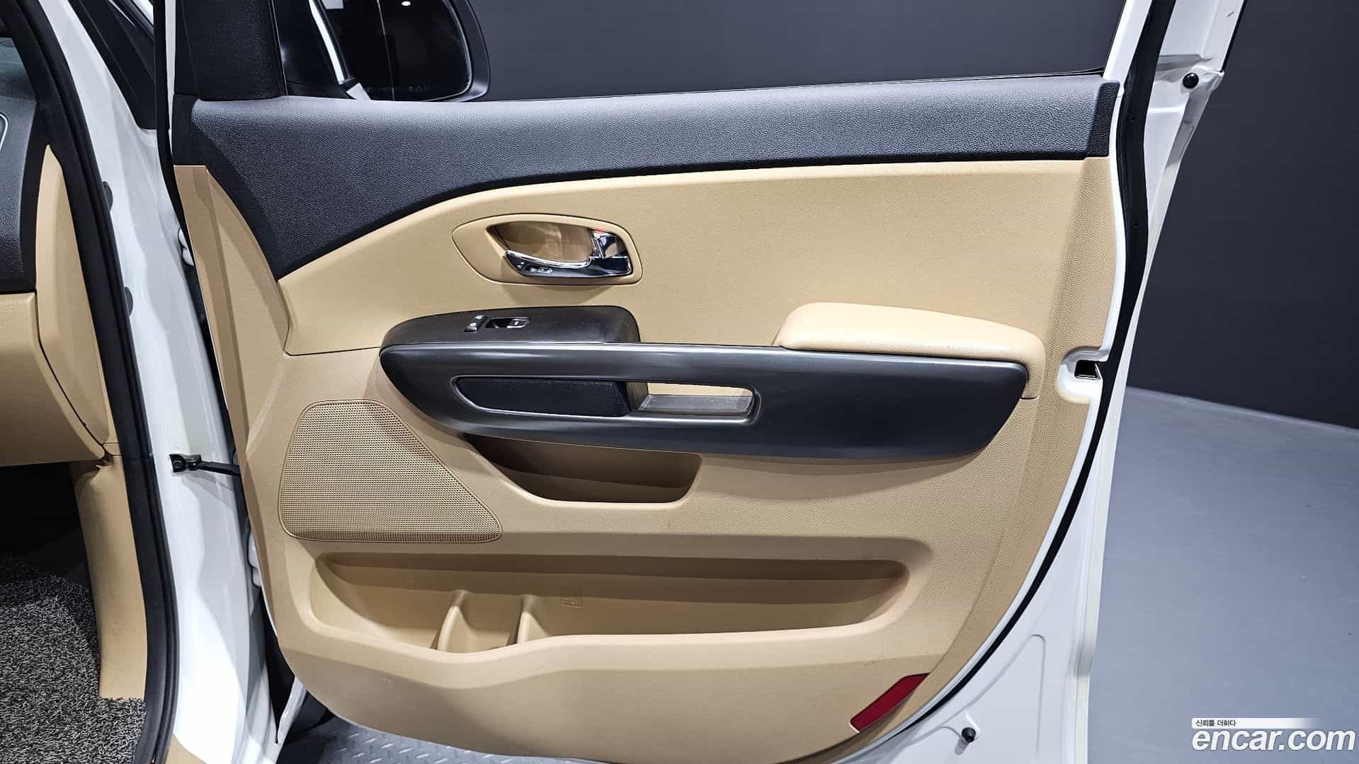 Canival Kia 2019.10-INNER-035