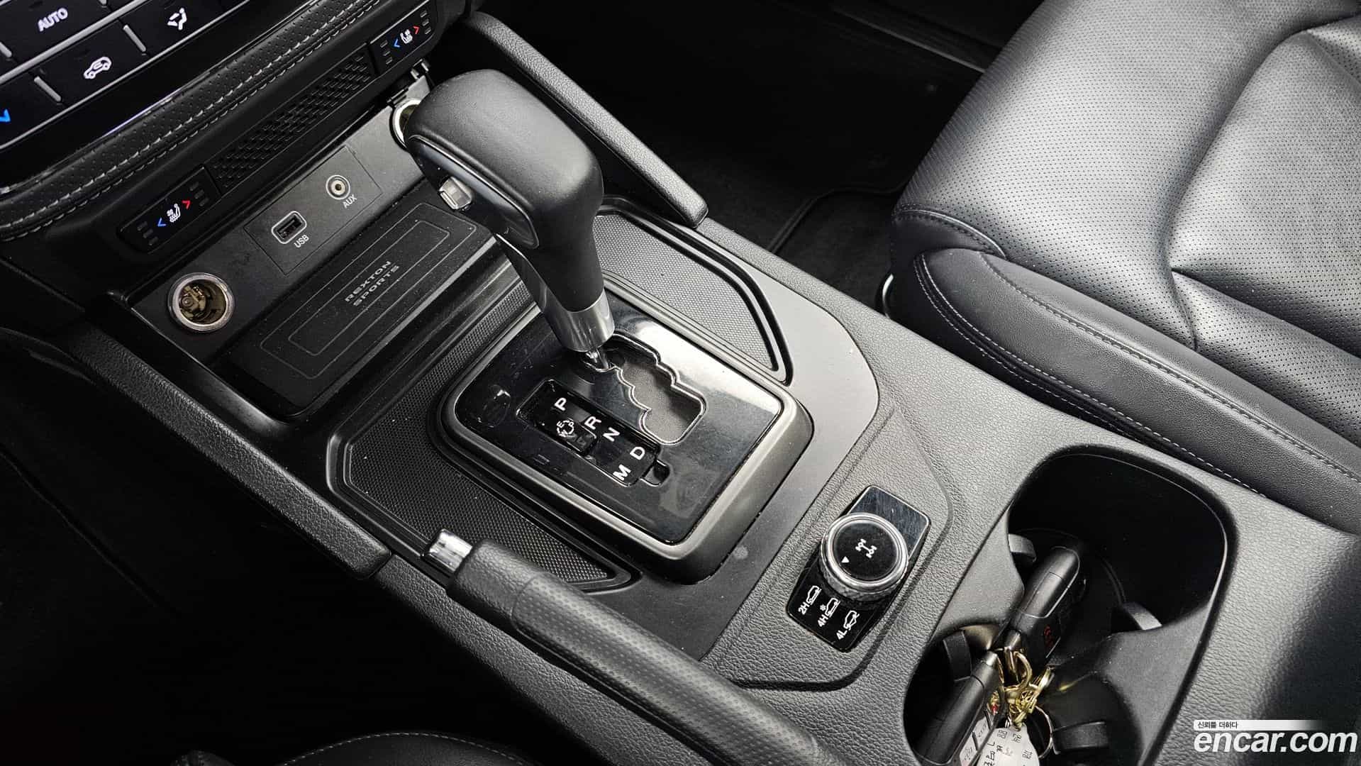 Rexton KG Mobility 2021.4-INNER-009