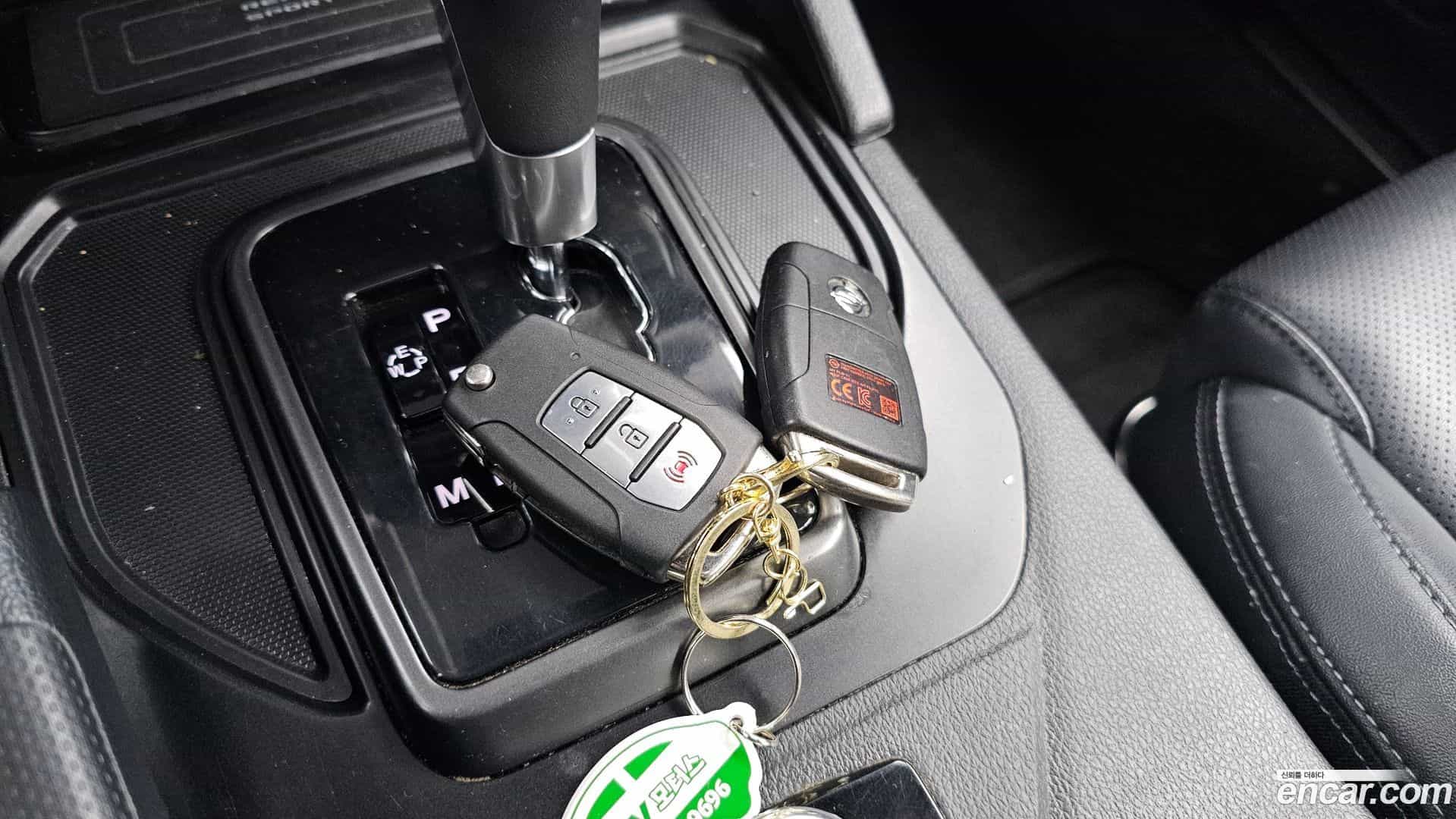 Rexton KG Mobility 2021.4-INNER-036
