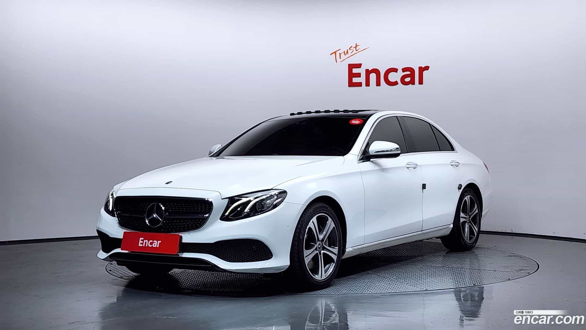 E-Class Mercedes-Benz 2019.6-OUTER-001