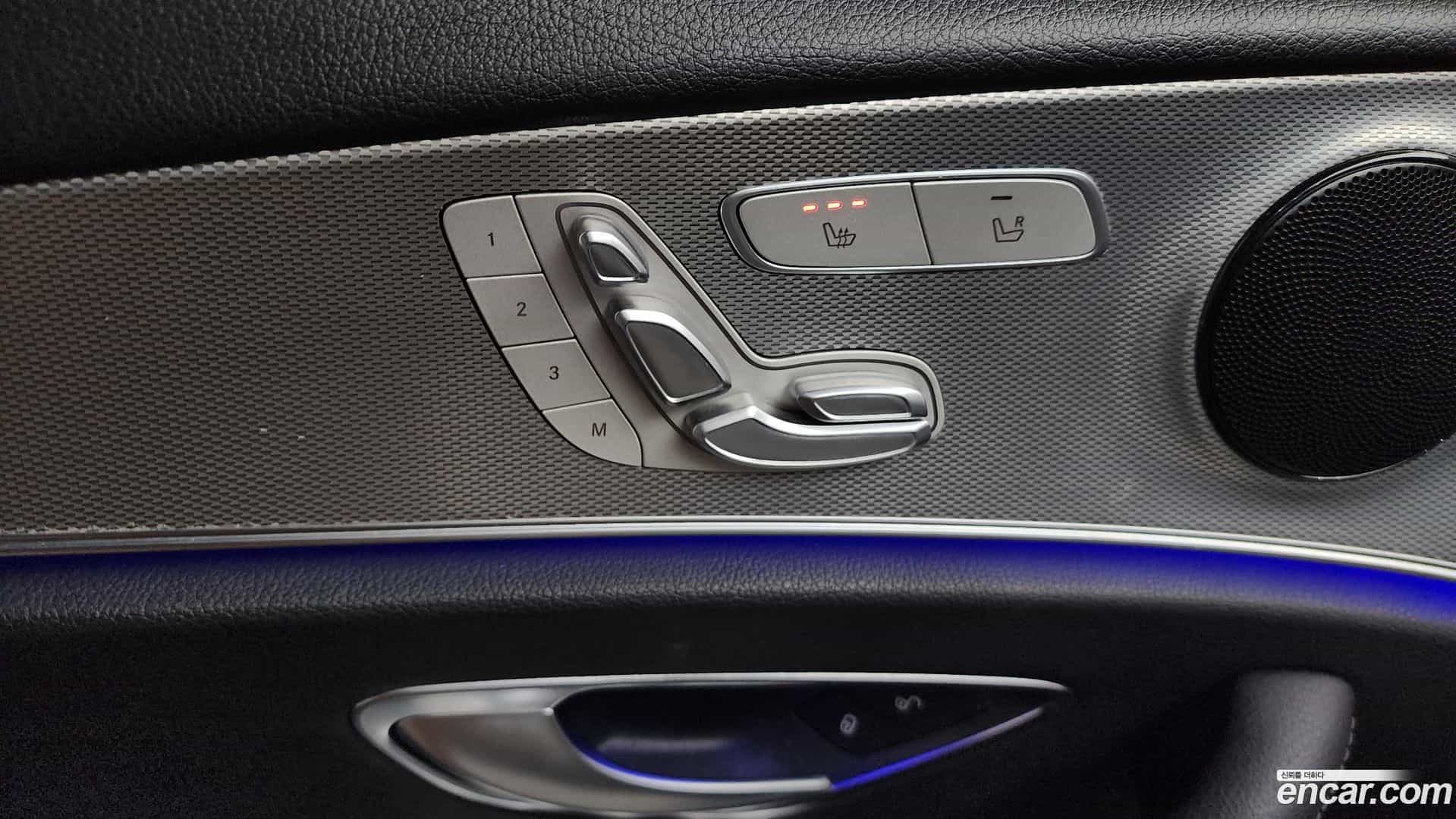 E-Class Mercedes-Benz 2019.6-OPTION-041