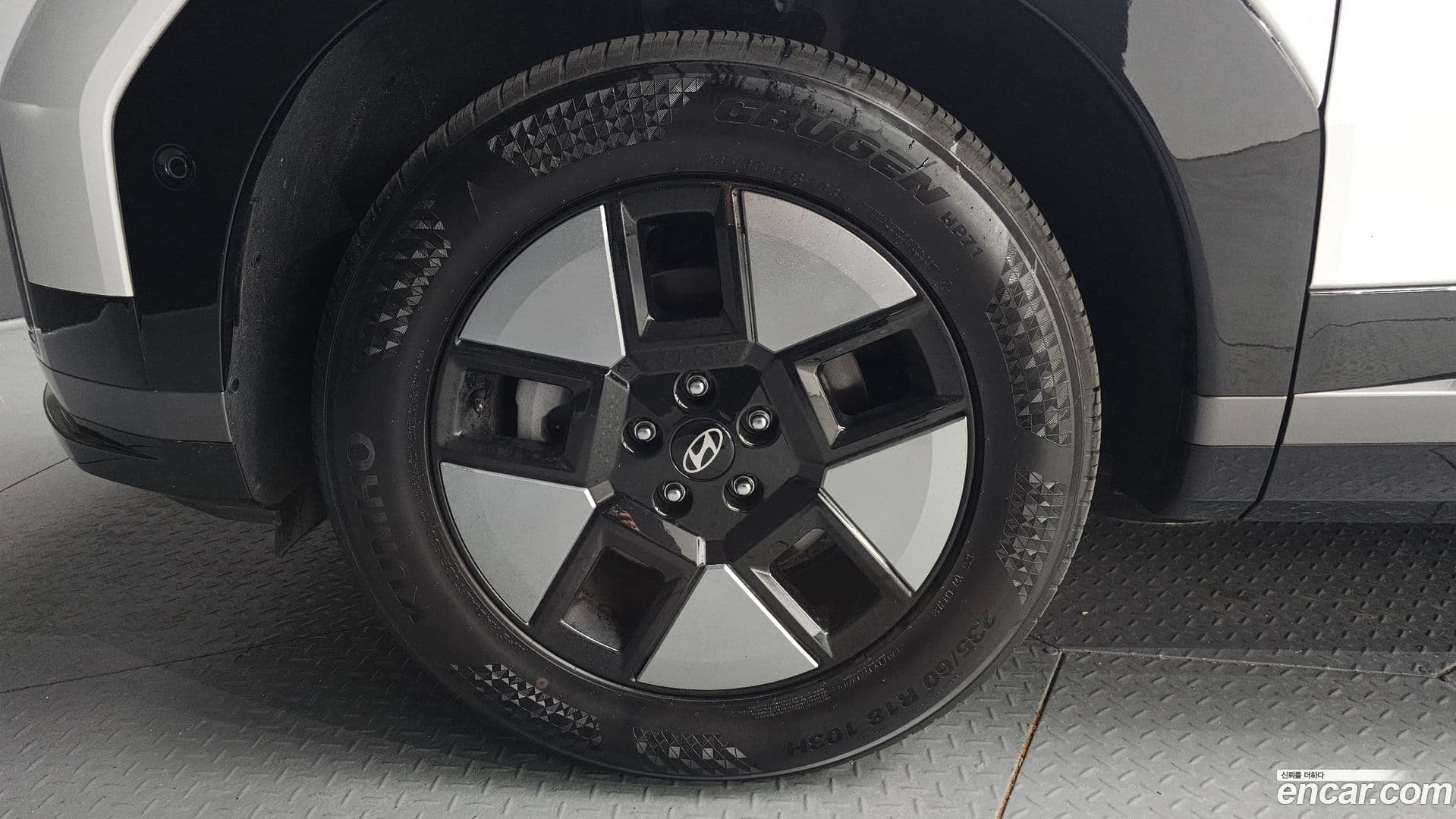 Main__Slider__Photo:Santafe Hyundai 2024.3-4