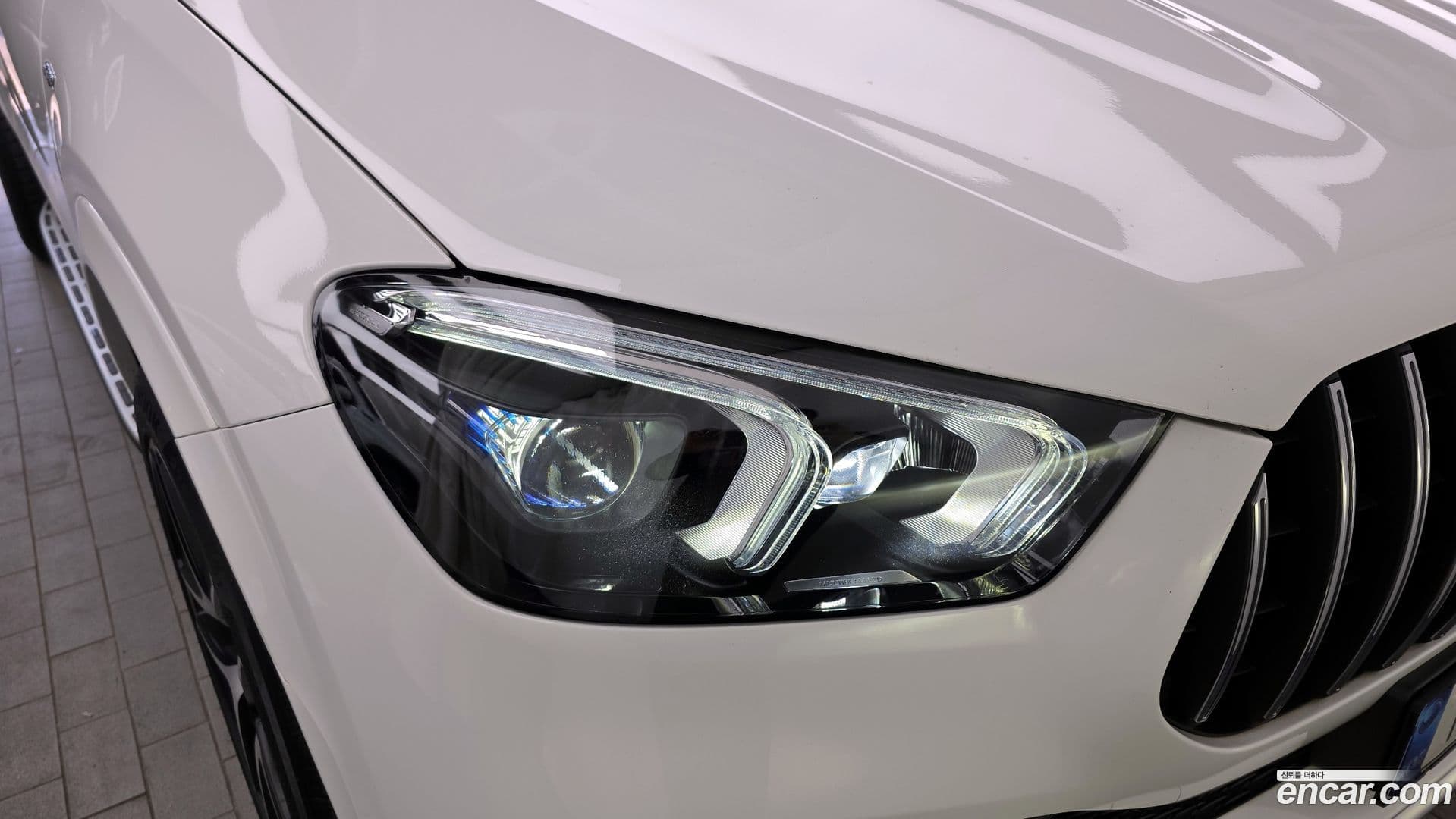 Main__Slider__Photo:GLE-Class Mercedes-Benz 2021.4-21