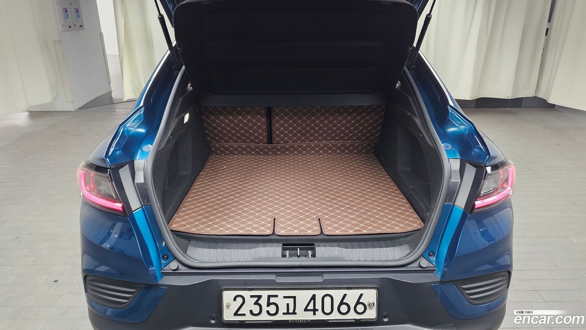 Main__Slider__Photo:XM3 Renault Korea 2022.9-19