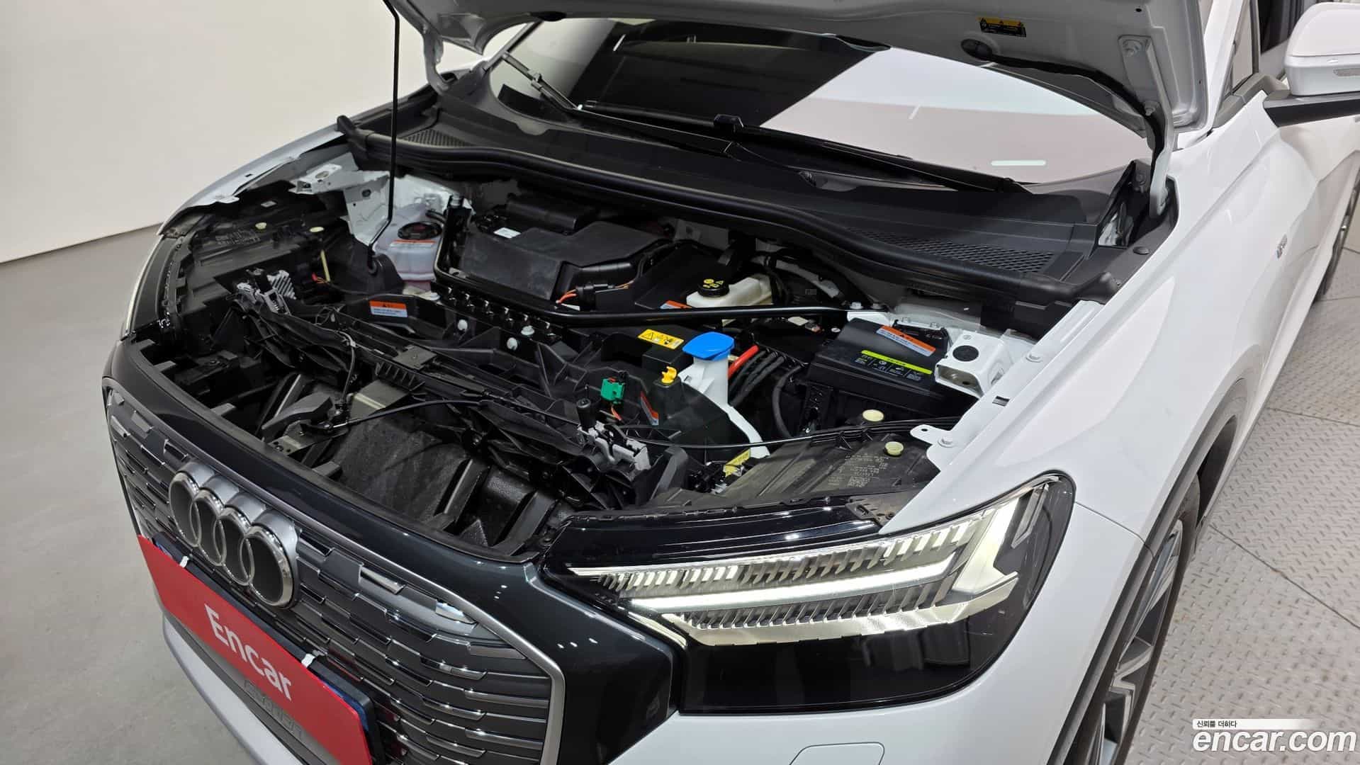 Q4 e-tron Audi 2023.11-OUTER-006