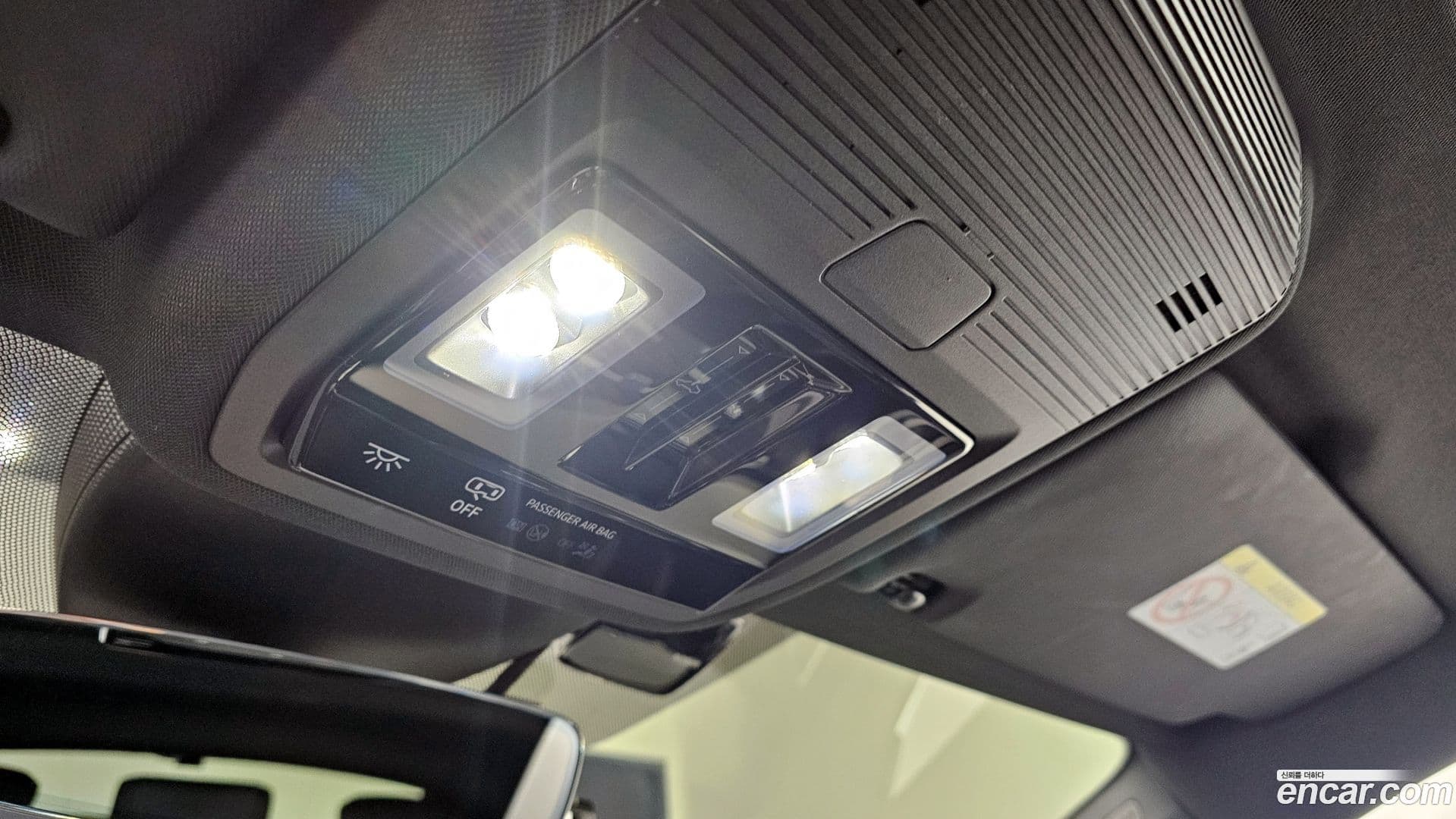 Main__Slider__Photo:Q4 e-tron Audi 2023.11-31