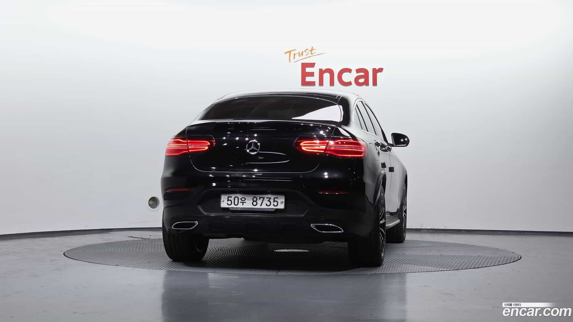 GLC-Class Mercedes-Benz 2017.5-OUTER-004