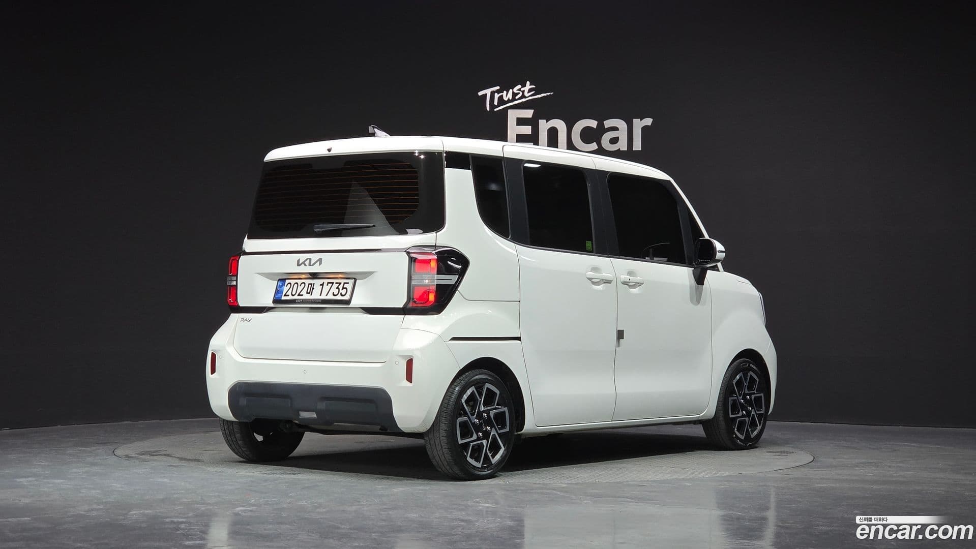 Main__Slider__Photo:RAY Kia 2022.9-1