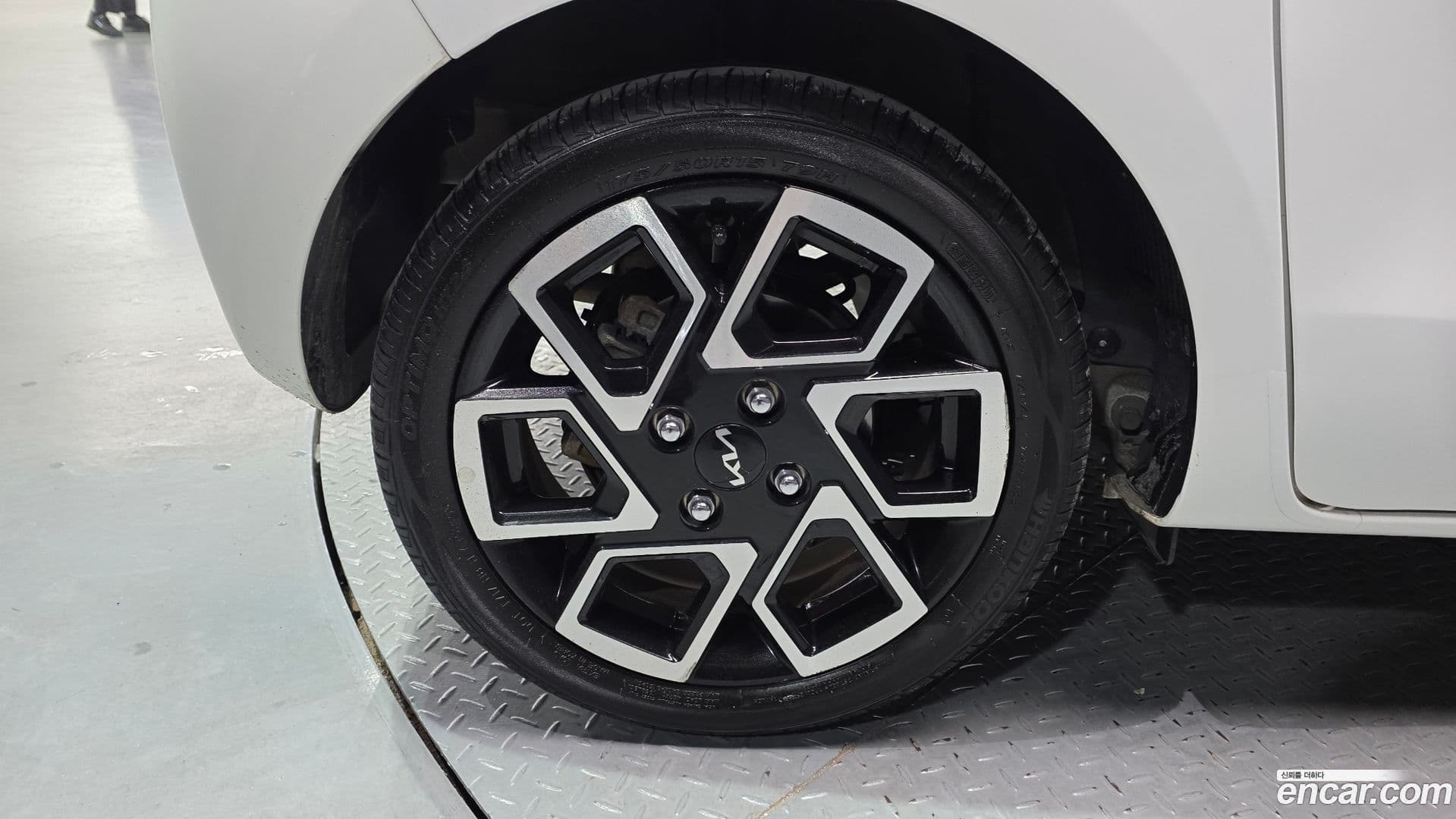 Main__Slider__Photo:RAY Kia 2022.9-4