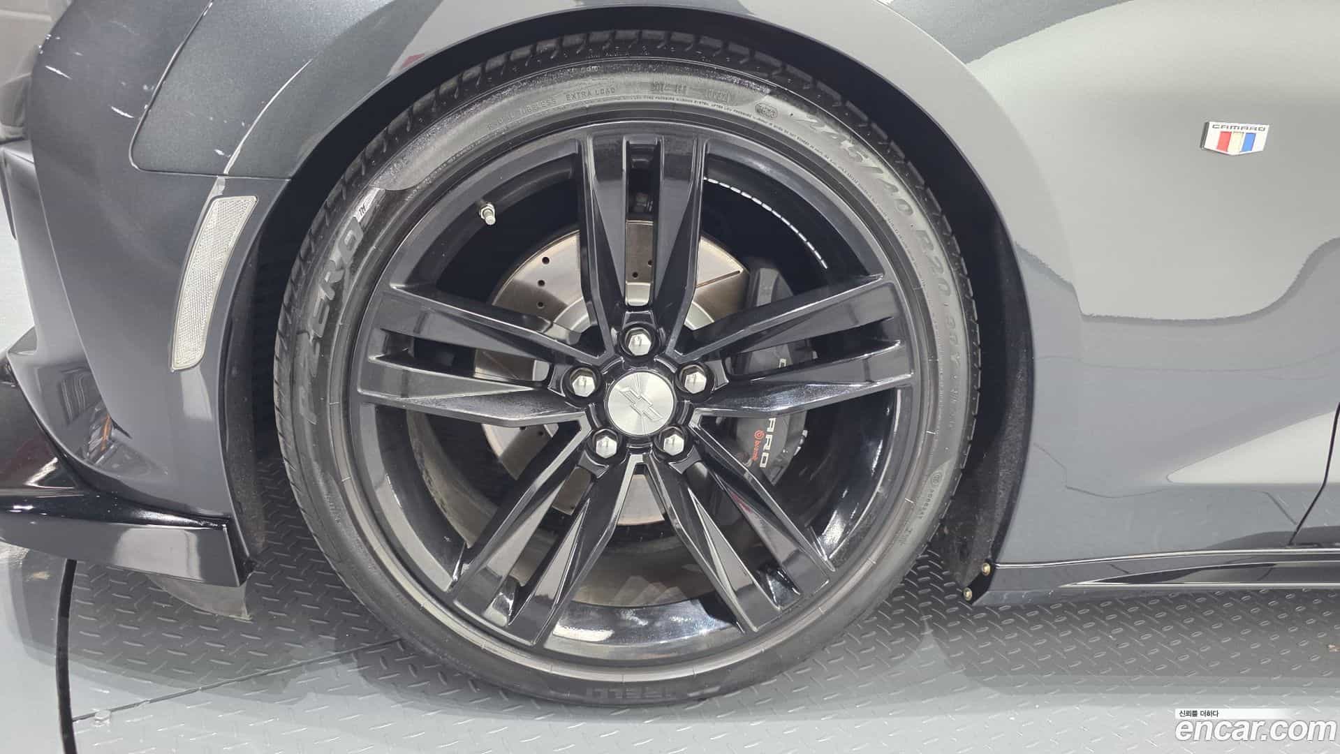 Camaro Chevrolet 2017.5-OUTER-005