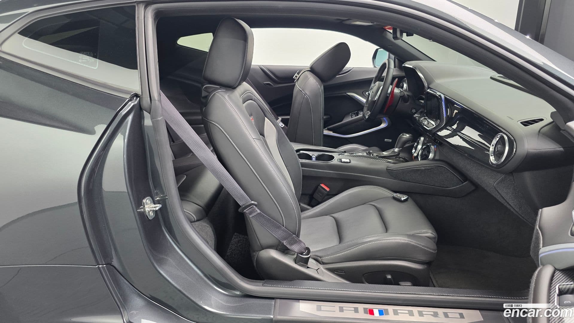 Main__Slider__Photo:Camaro Chevrolet 2017.5-10