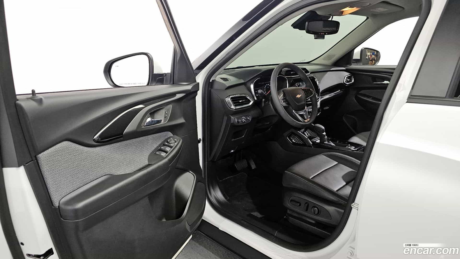 Trailblazer Chevrolet 2021.2-INNER-010