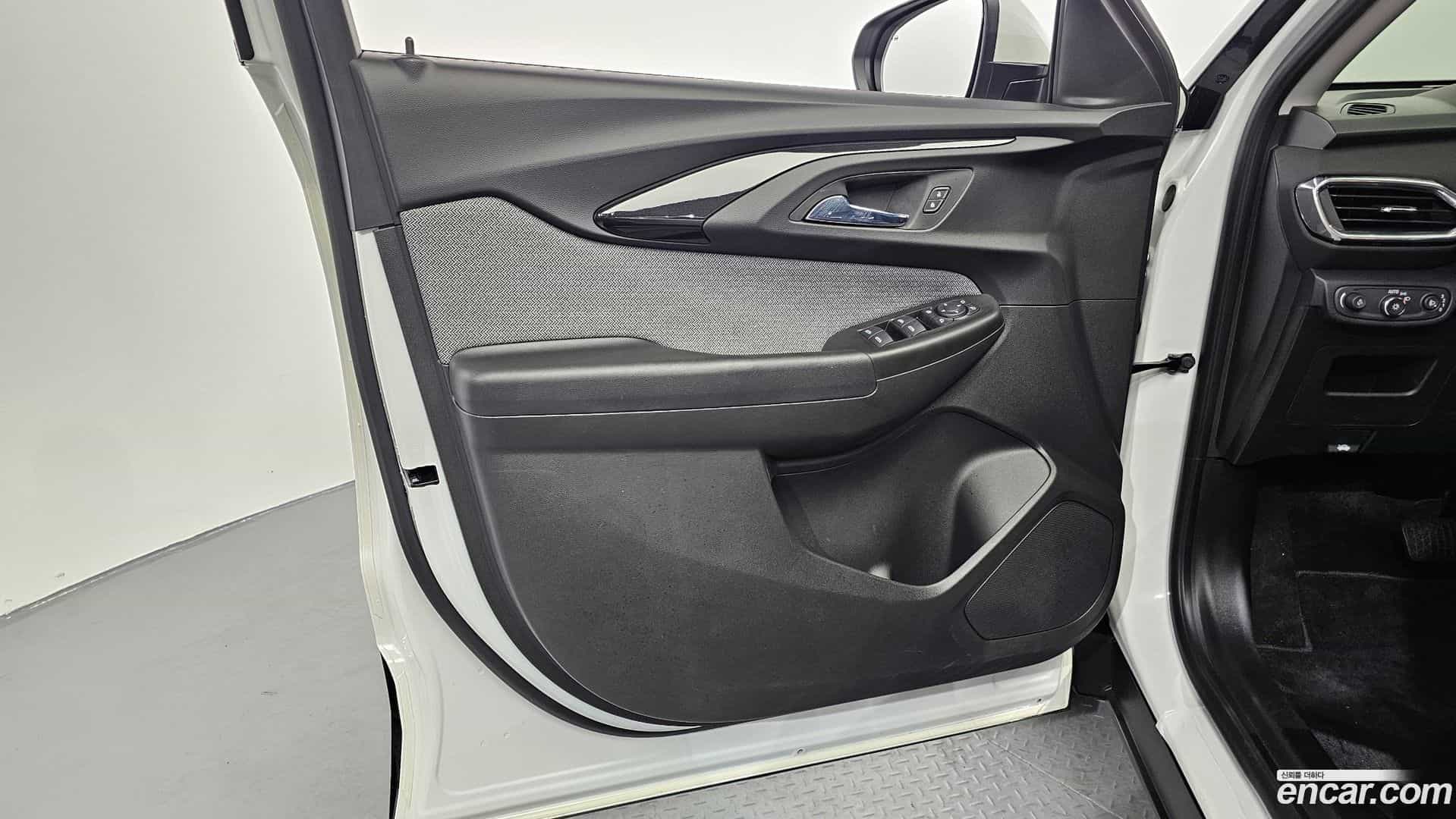 Trailblazer Chevrolet 2021.2-INNER-034