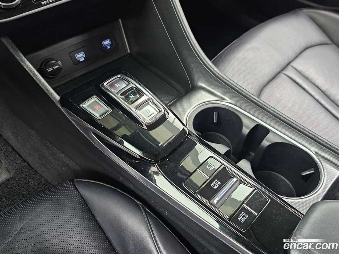Sonata Hyundai 2020.0-INNER-009