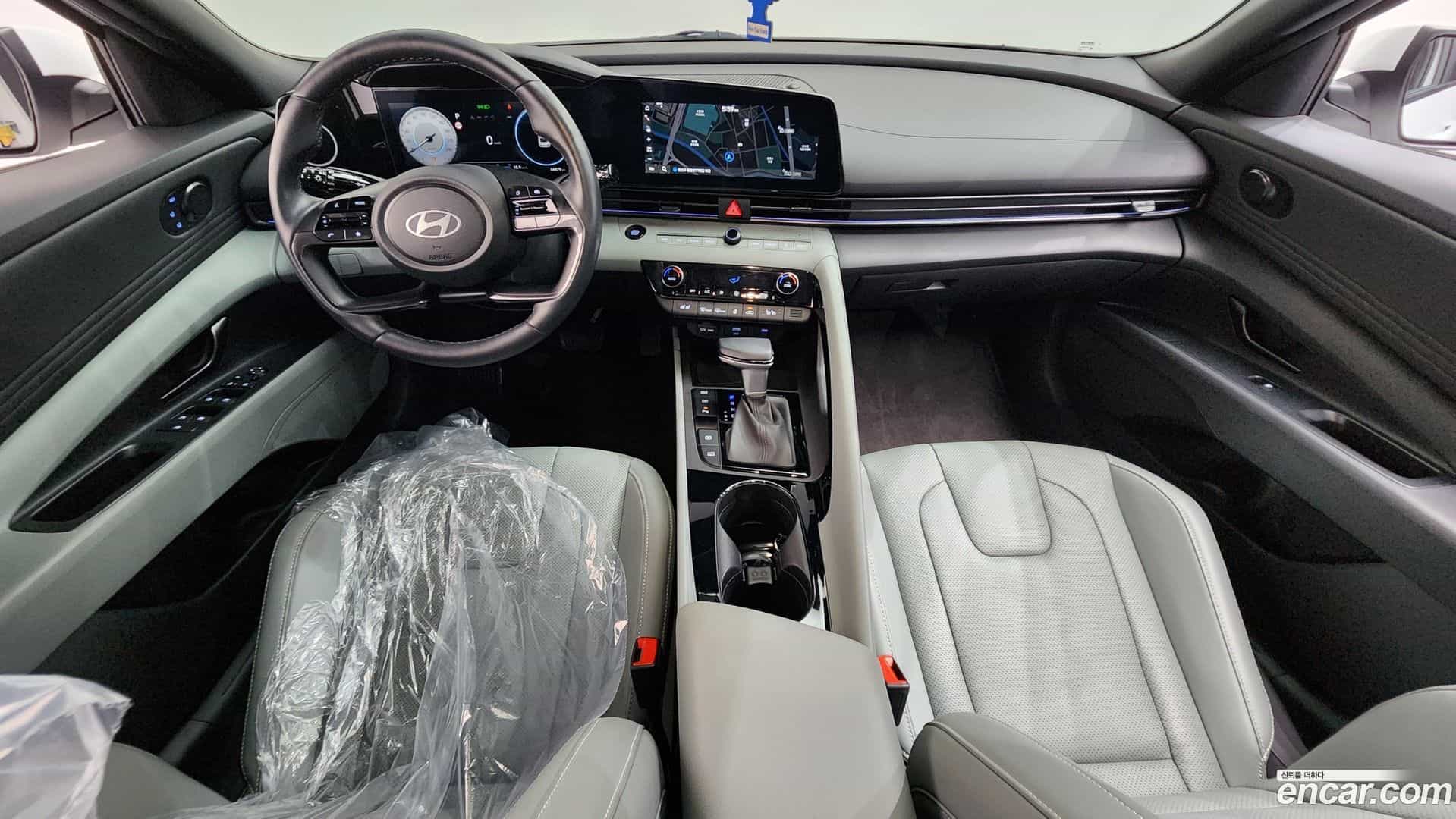 AVANTE Hyundai 2024.5-INNER-007