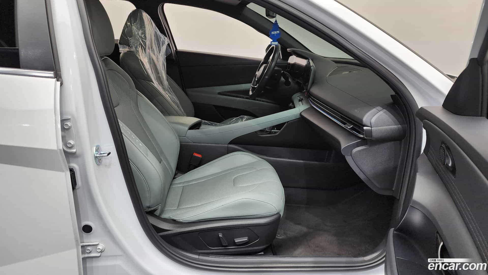 AVANTE Hyundai 2024.5-OPTION-015