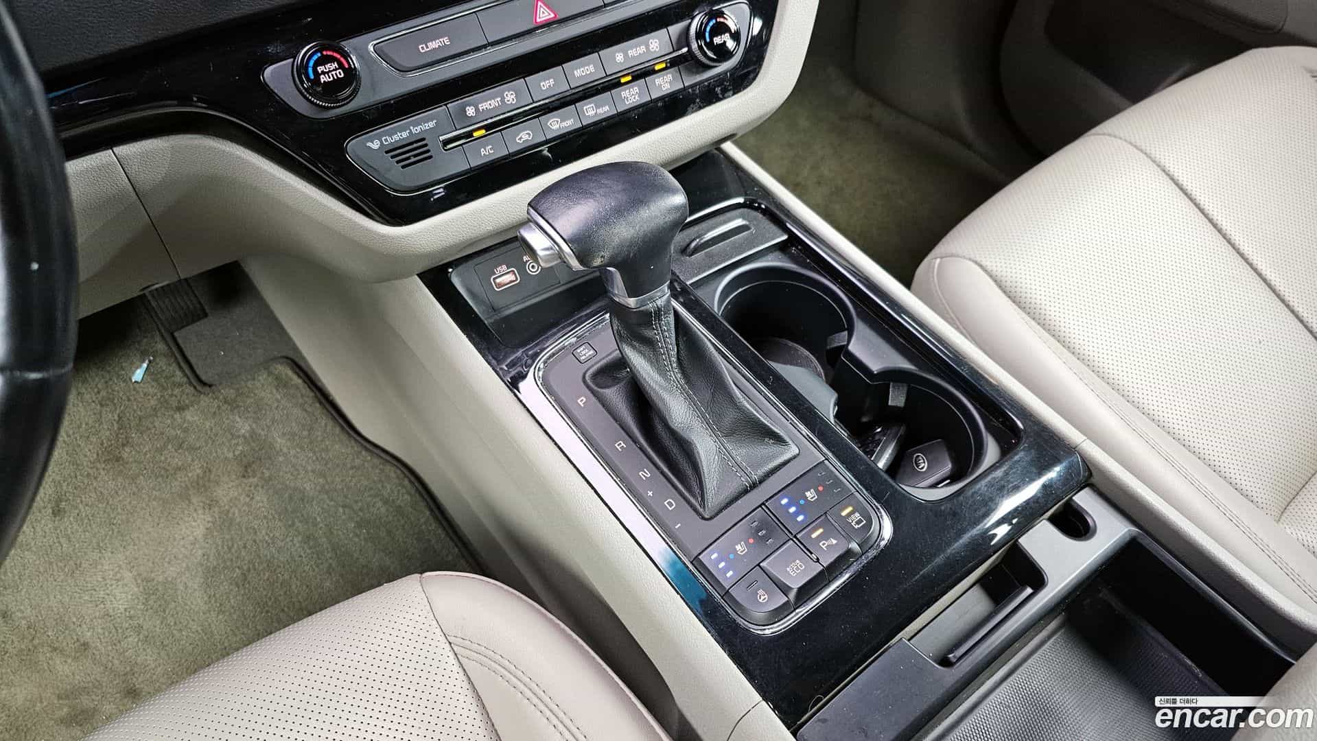 Canival Kia 2017.11-INNER-009