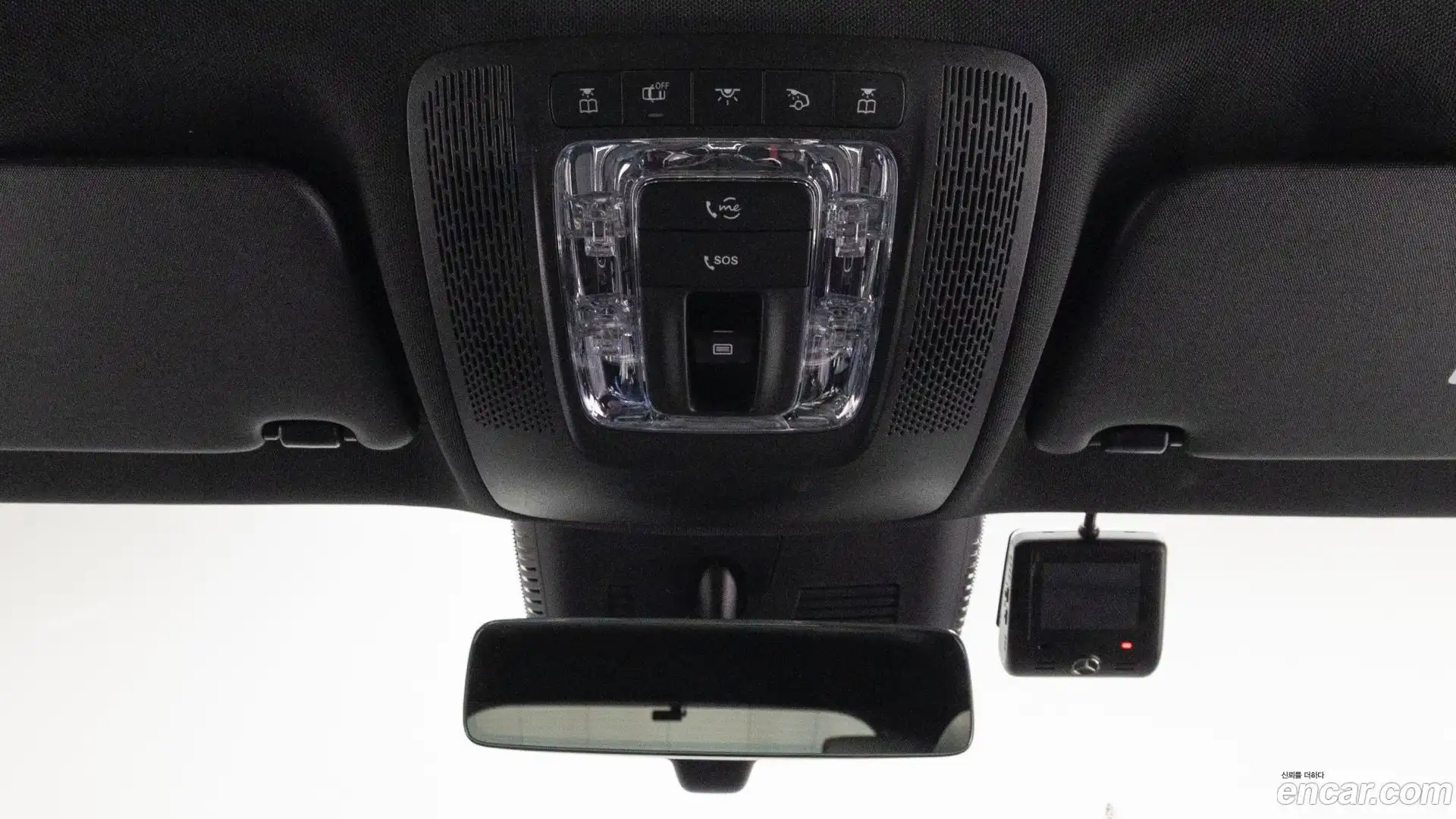 GLA-Class Mercedes-Benz 2025.4-OPTION-020