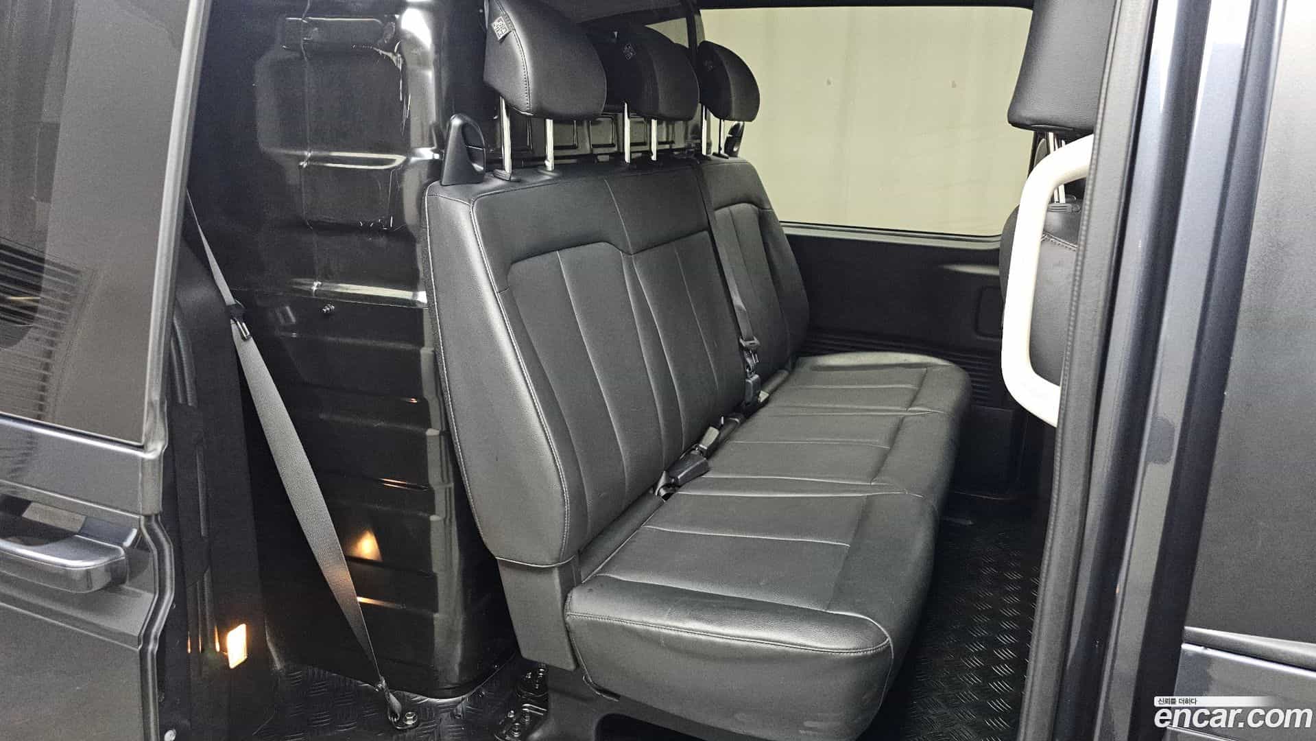 Staria Hyundai 2022.2-INNER-036
