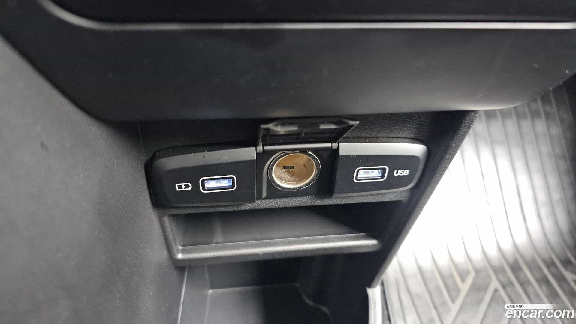 Staria Hyundai 2022.2-OPTION-045