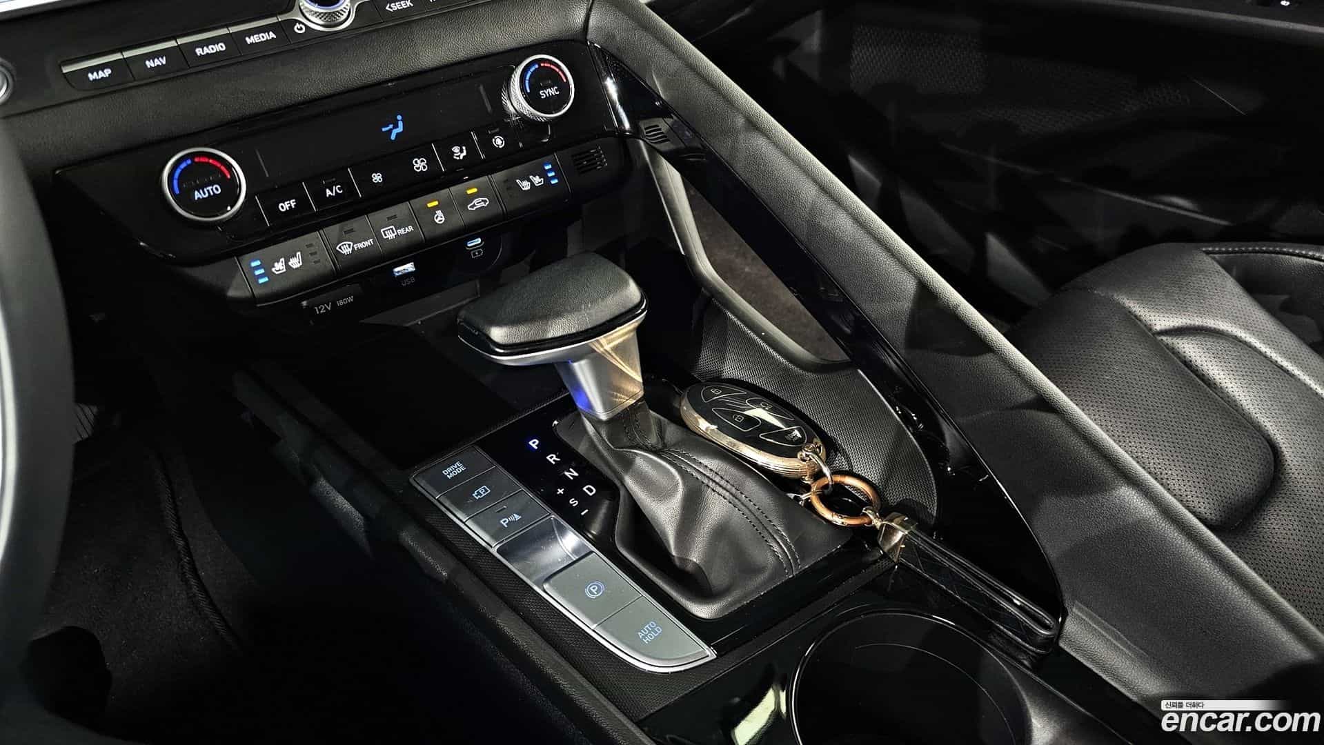 AVANTE Hyundai 2024.6-INNER-009