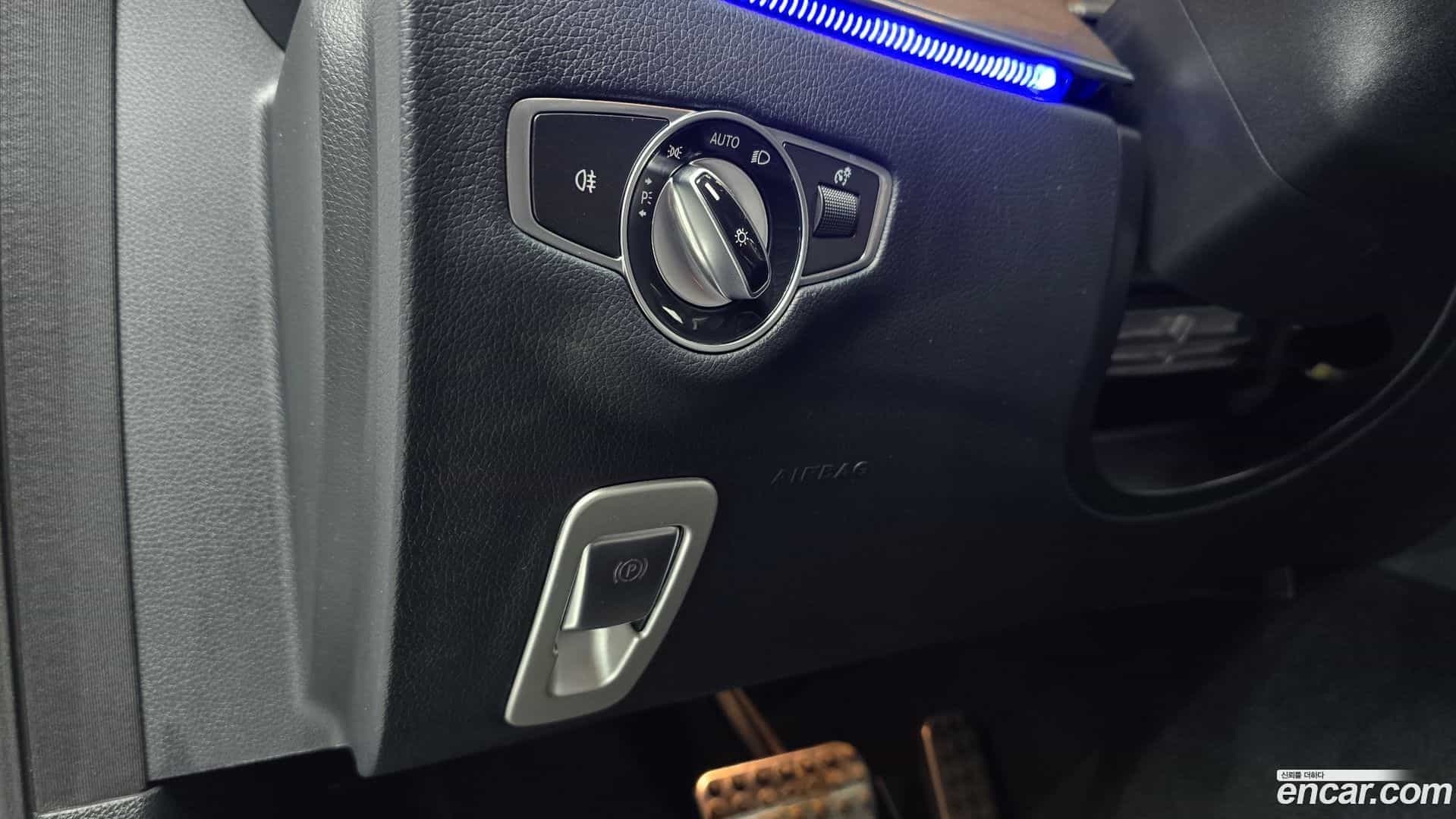 E-Class Mercedes-Benz 2019.8-OPTION-018