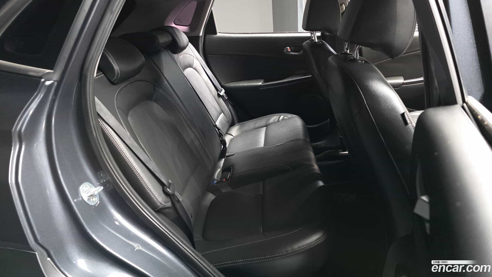 Kona Hyundai 2018.2-OPTION-016
