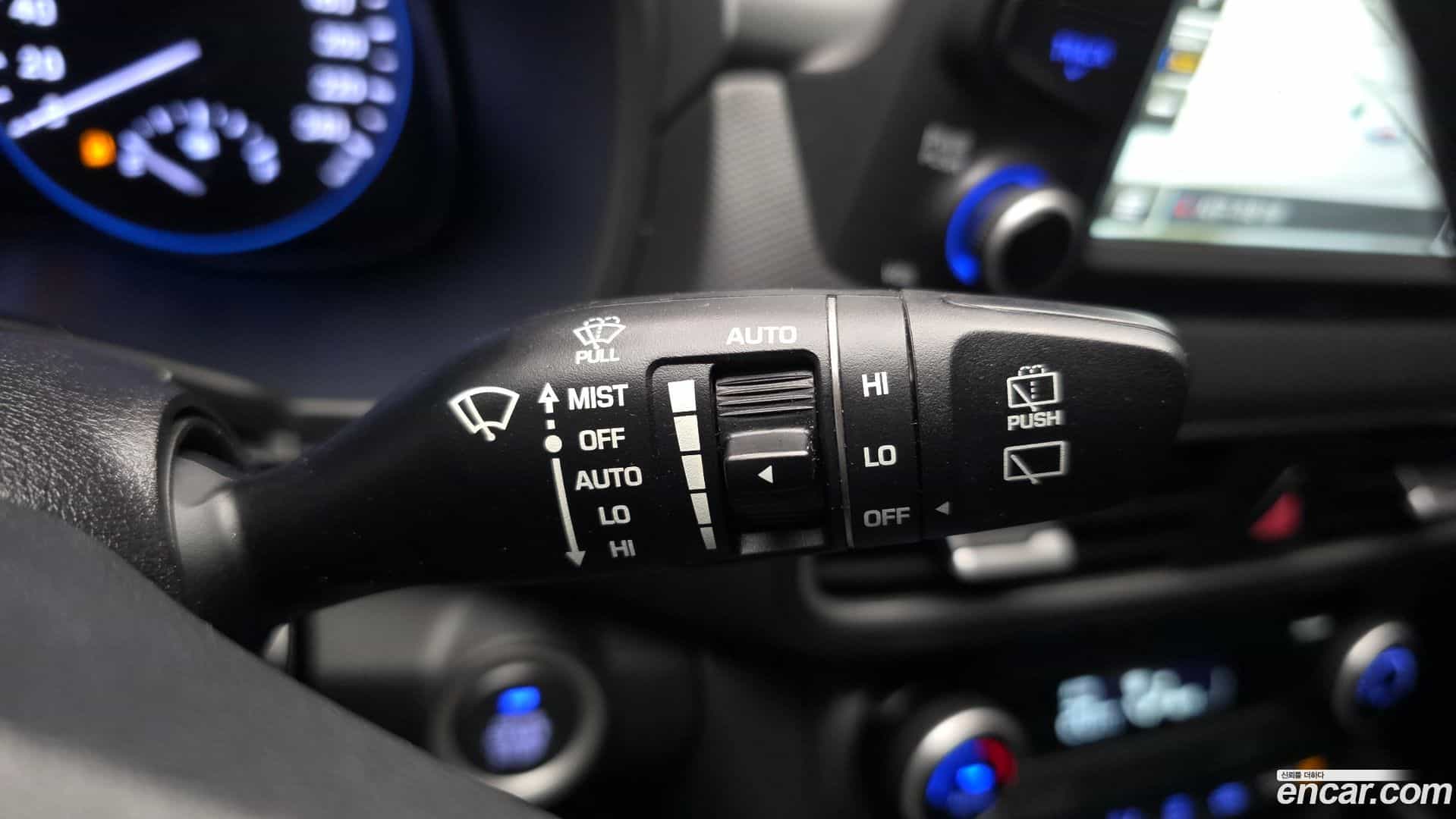 Kona Hyundai 2018.2-OPTION-040