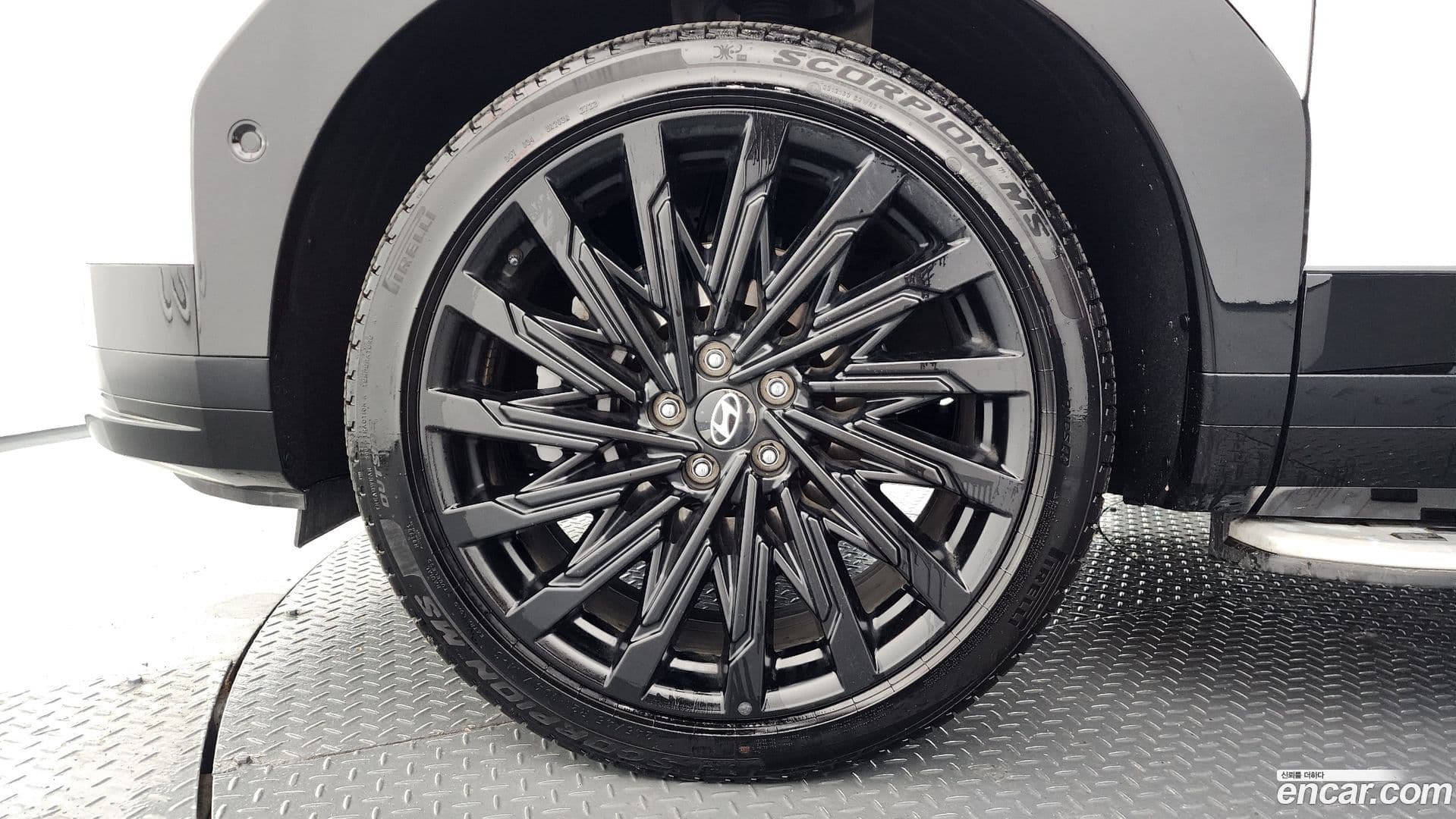 Main__Slider__Photo:Santafe Hyundai 2023.8-4