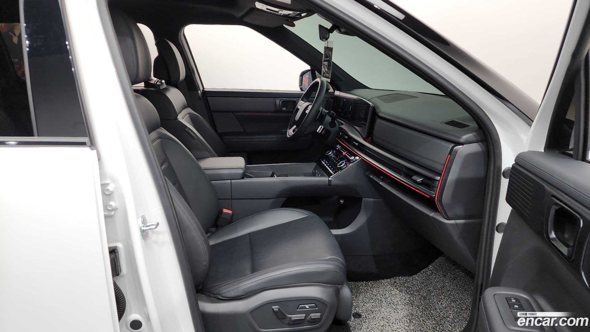 Main__Slider__Photo:Santafe Hyundai 2023.8-10