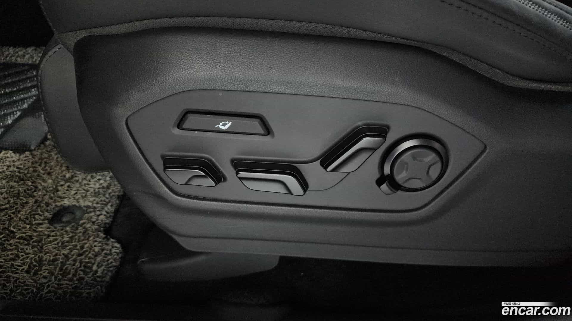 Santafe Hyundai 2023.8-OPTION-045