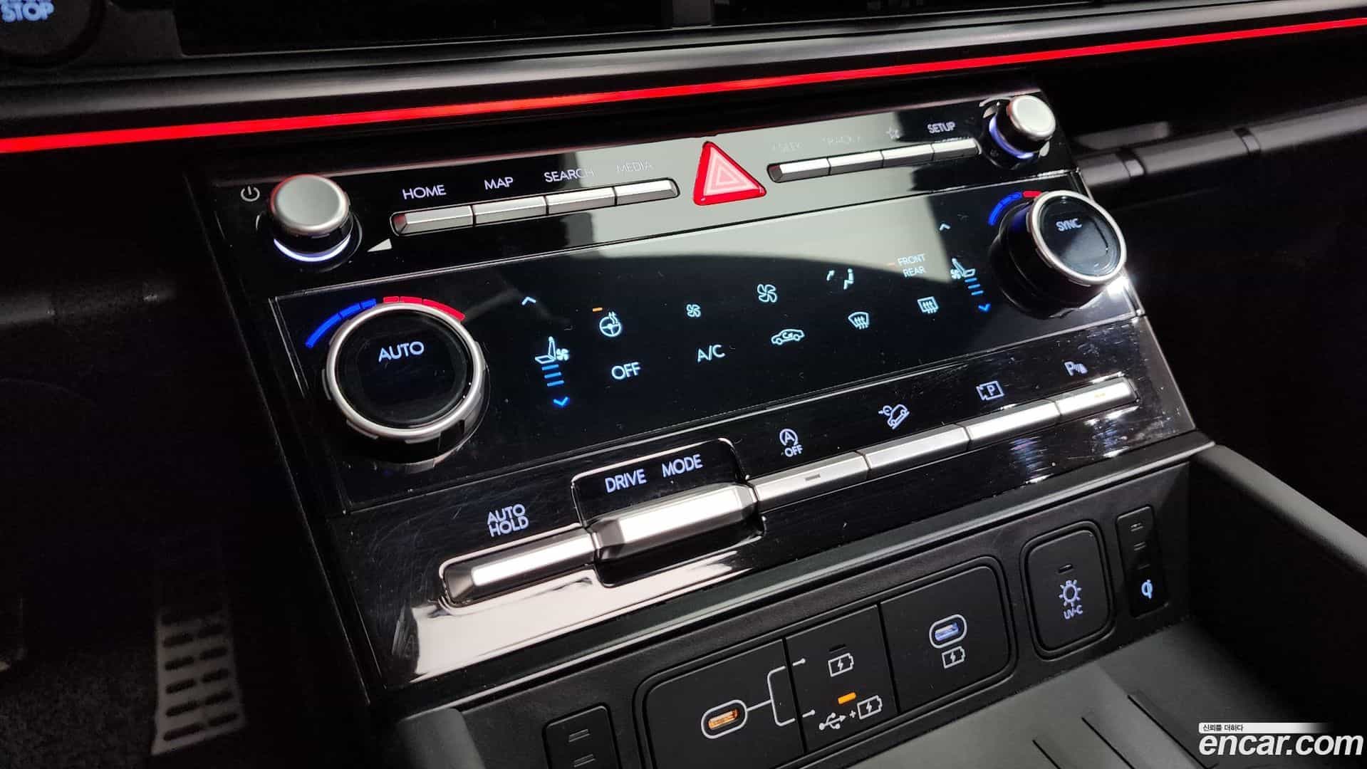 Santafe Hyundai 2023.8-OPTION-047