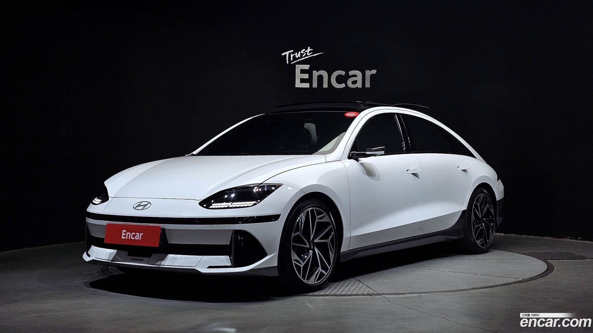 Main__Slider__Photo:Ioniq6 Hyundai 2022.10-0