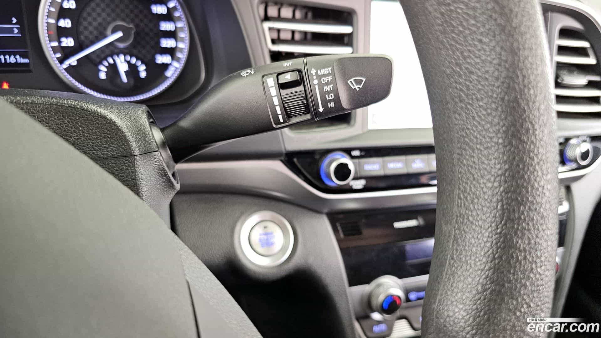 AVANTE Hyundai 2019.5-OPTION-020