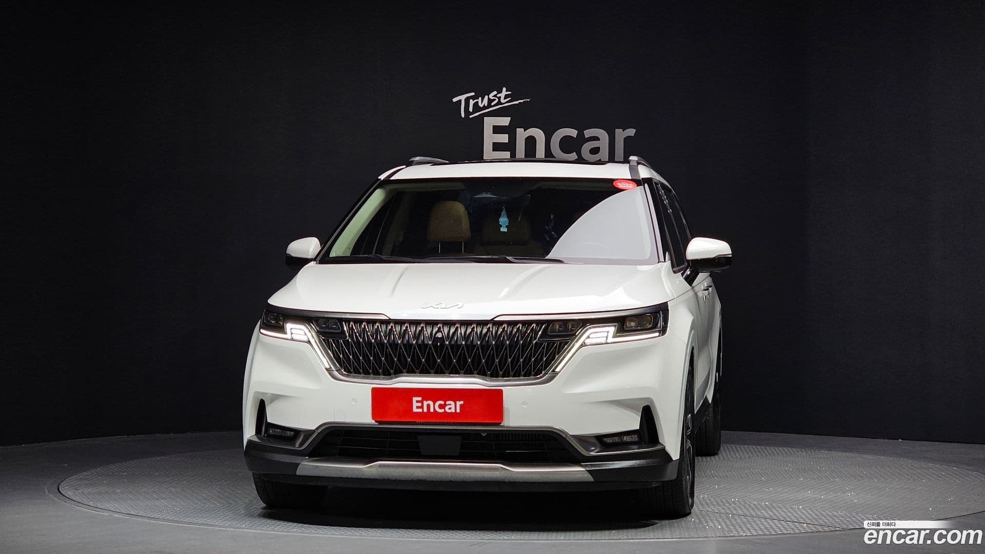 Main__Slider__Photo:Canival Kia 2023.6-2